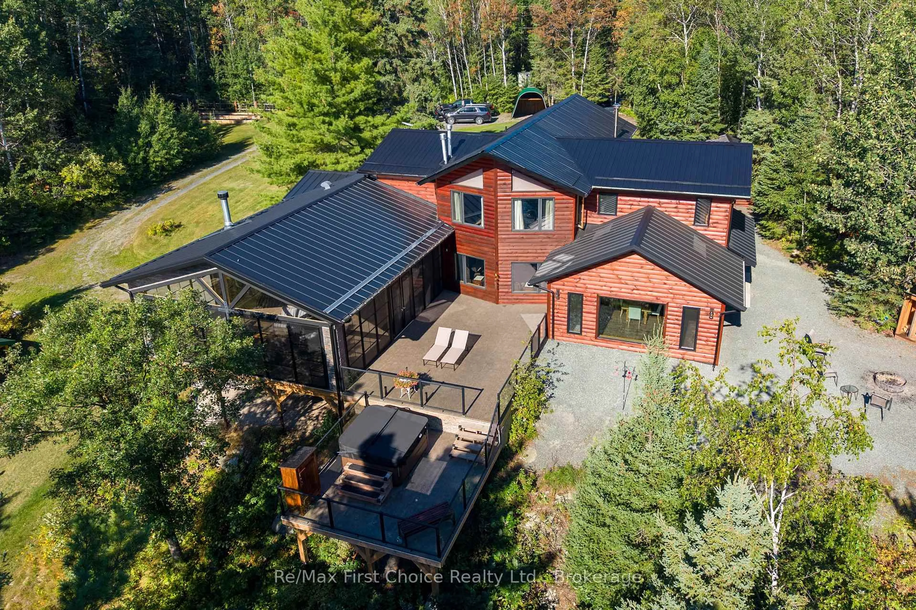 A pic from outside/outdoor area/front of a property/back of a property/a pic from drone, unknown for 40 TVO Rd, Sioux Narrows-Nestor Falls Ontario P0X 1N0