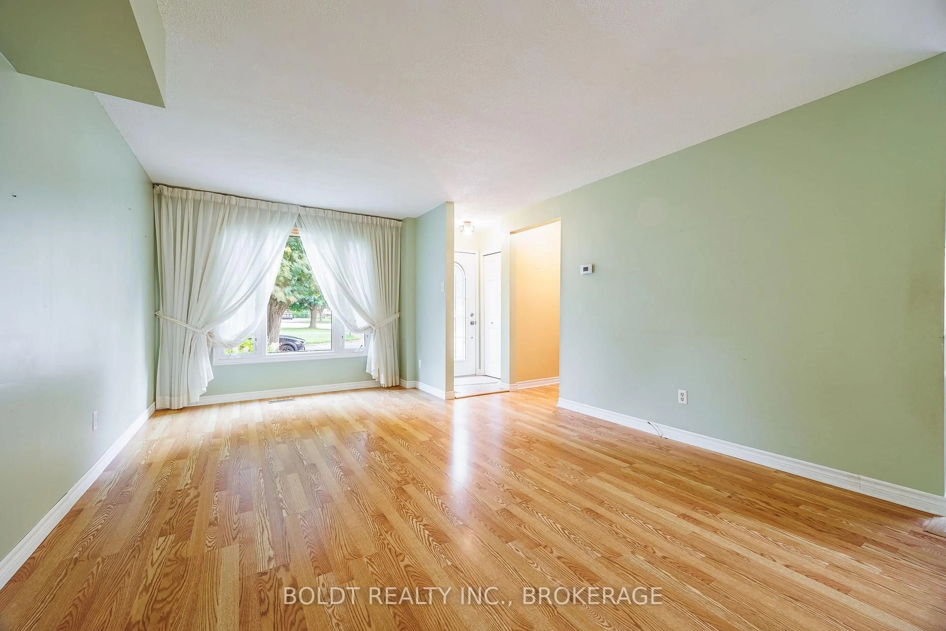 A pic of a room for 50 Silvan Dr, Welland Ontario L3C 6C3