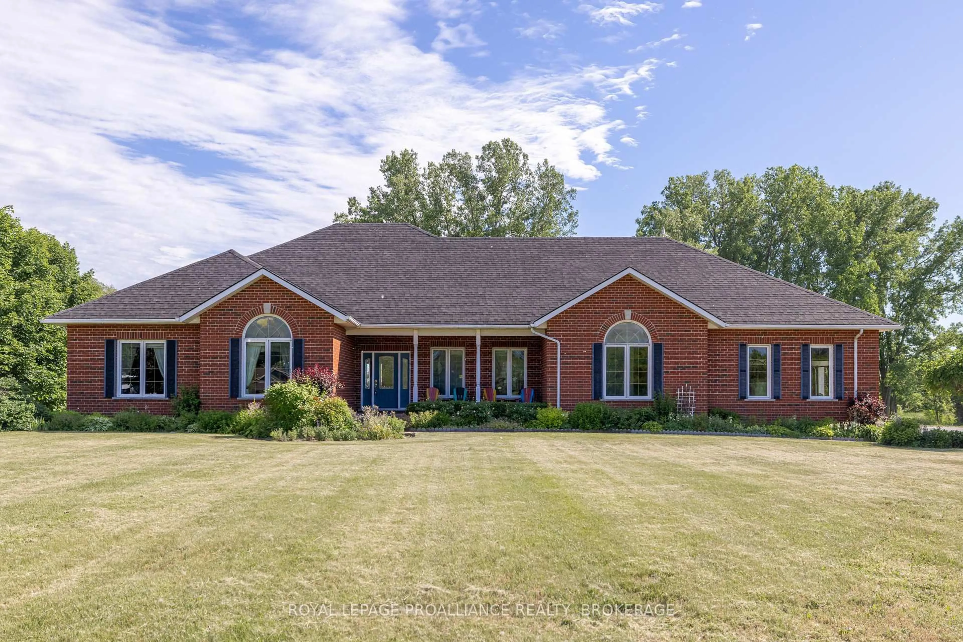 Home with brick exterior material, unknown for 116 Schenk St, Bath Ontario K0H 1G0