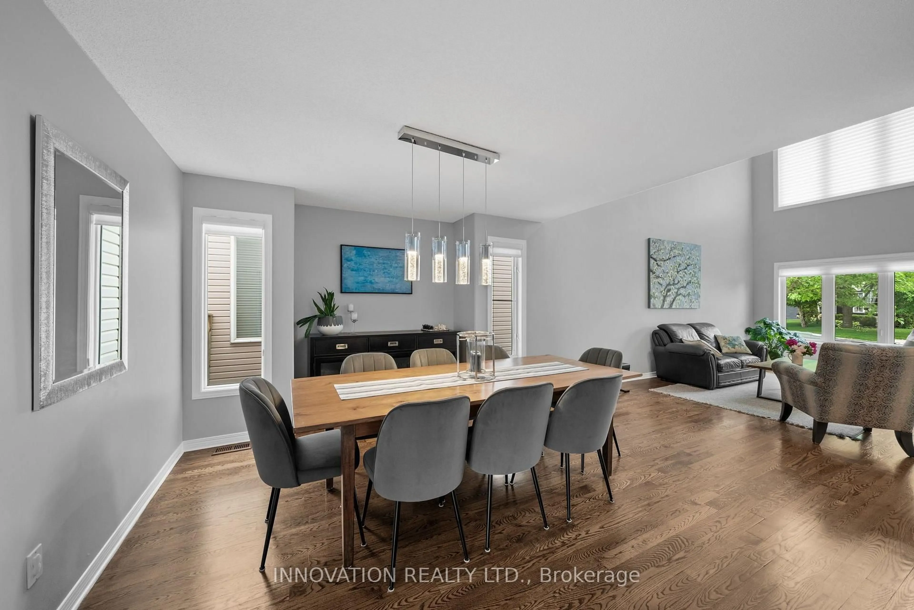 Dining room, wood/laminate floor for 11 Bracewood Way, Ottawa Ontario K2J 4Y3