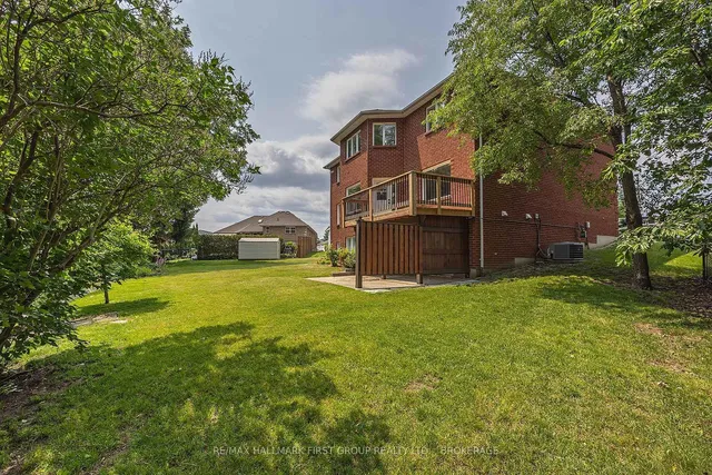 272 FRIARHILL Cres, Kingston 5
