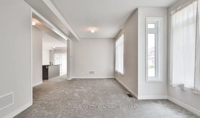 41 Bentgrass Dr, Welland 4