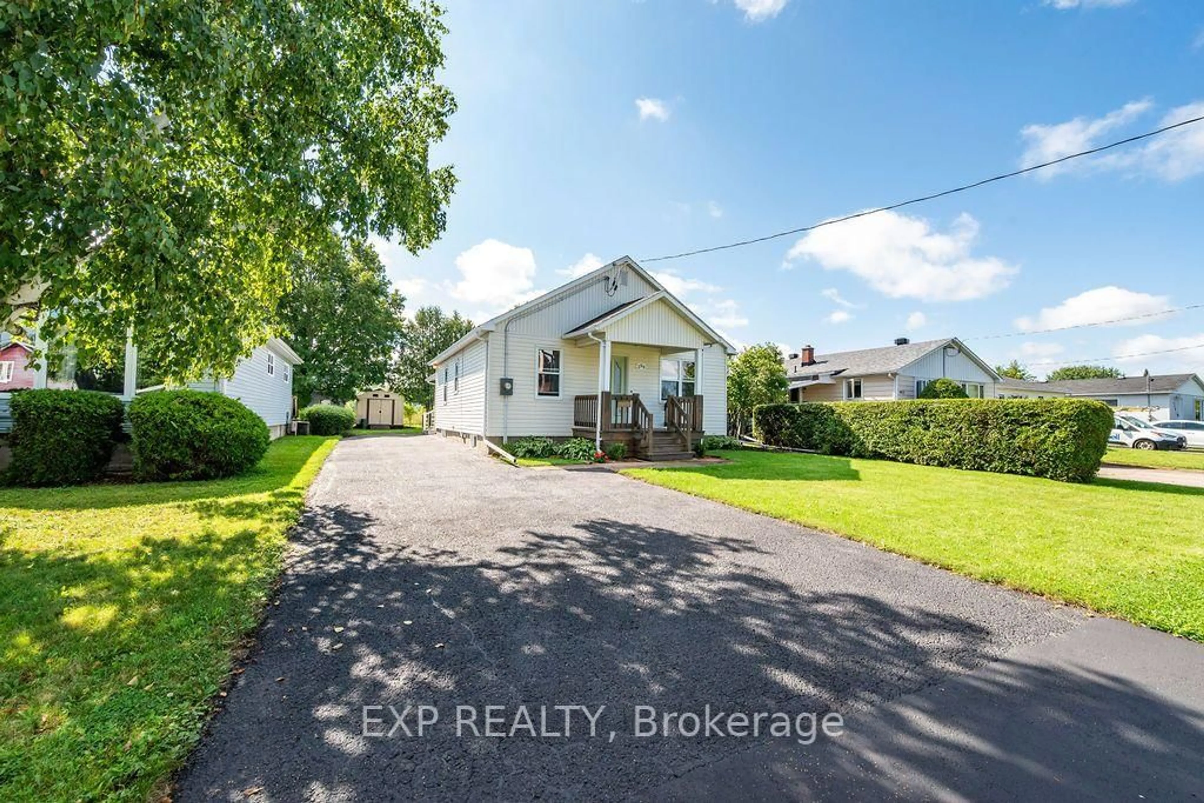 A pic from outside/outdoor area/front of a property/back of a property/a pic from drone, street for 399 Haig Ave, Renfrew Ontario K7V 3J6
