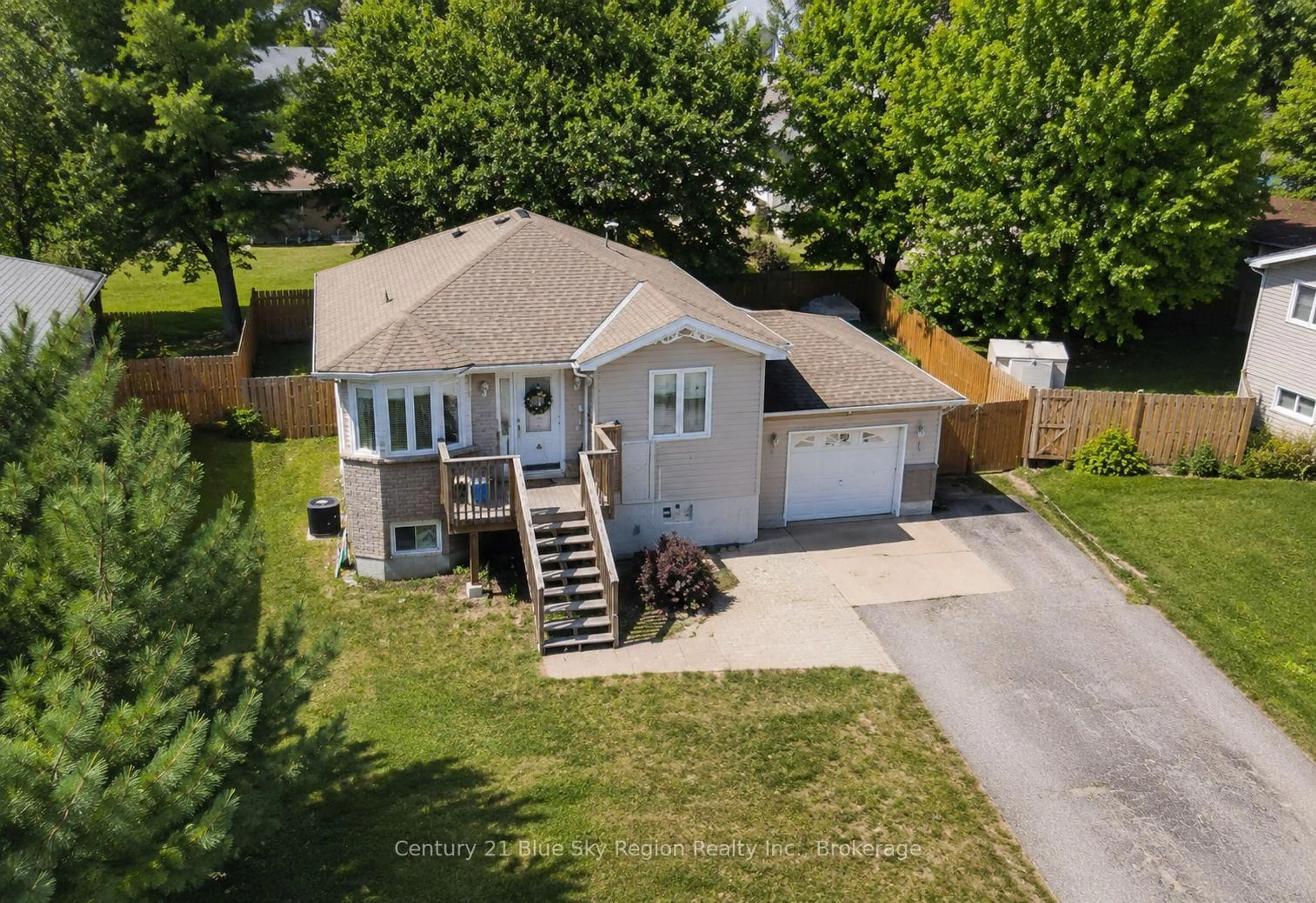 A pic from outside/outdoor area/front of a property/back of a property/a pic from drone, street for 1294 Airport Rd, North Bay Ontario P1B 8G2