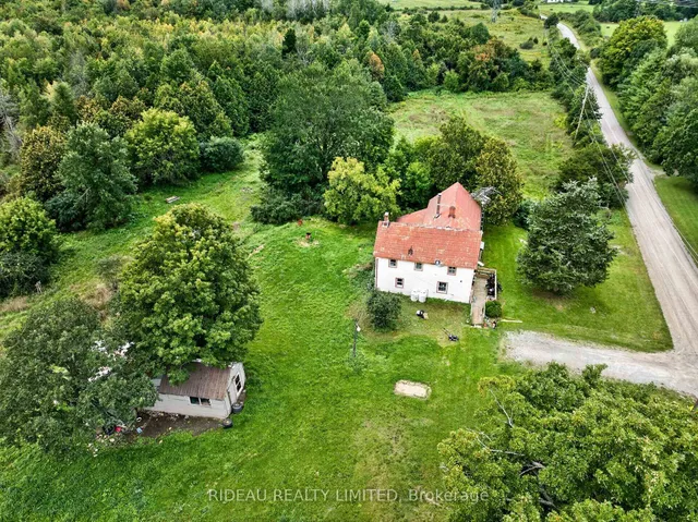 2011 Fairview Rd, Rideau Lakes 2