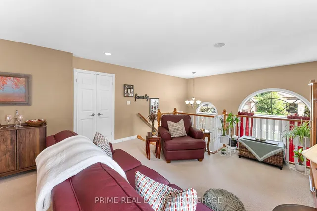 102 Ridge St, Strathroy-Caradoc 5
