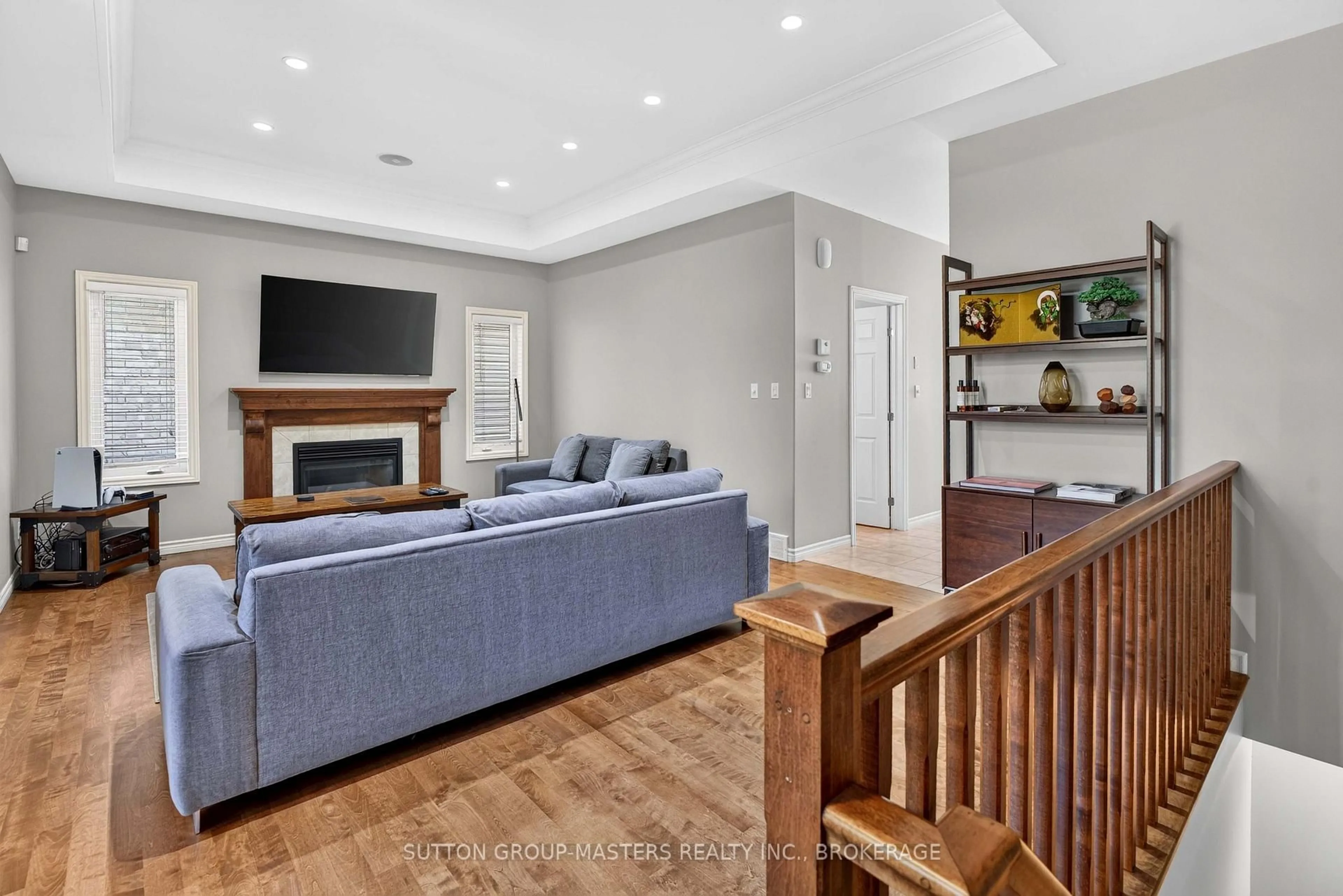 Living room with furniture, unknown for 1179 Crossfield Ave, Kingston Ontario K7P 0A5