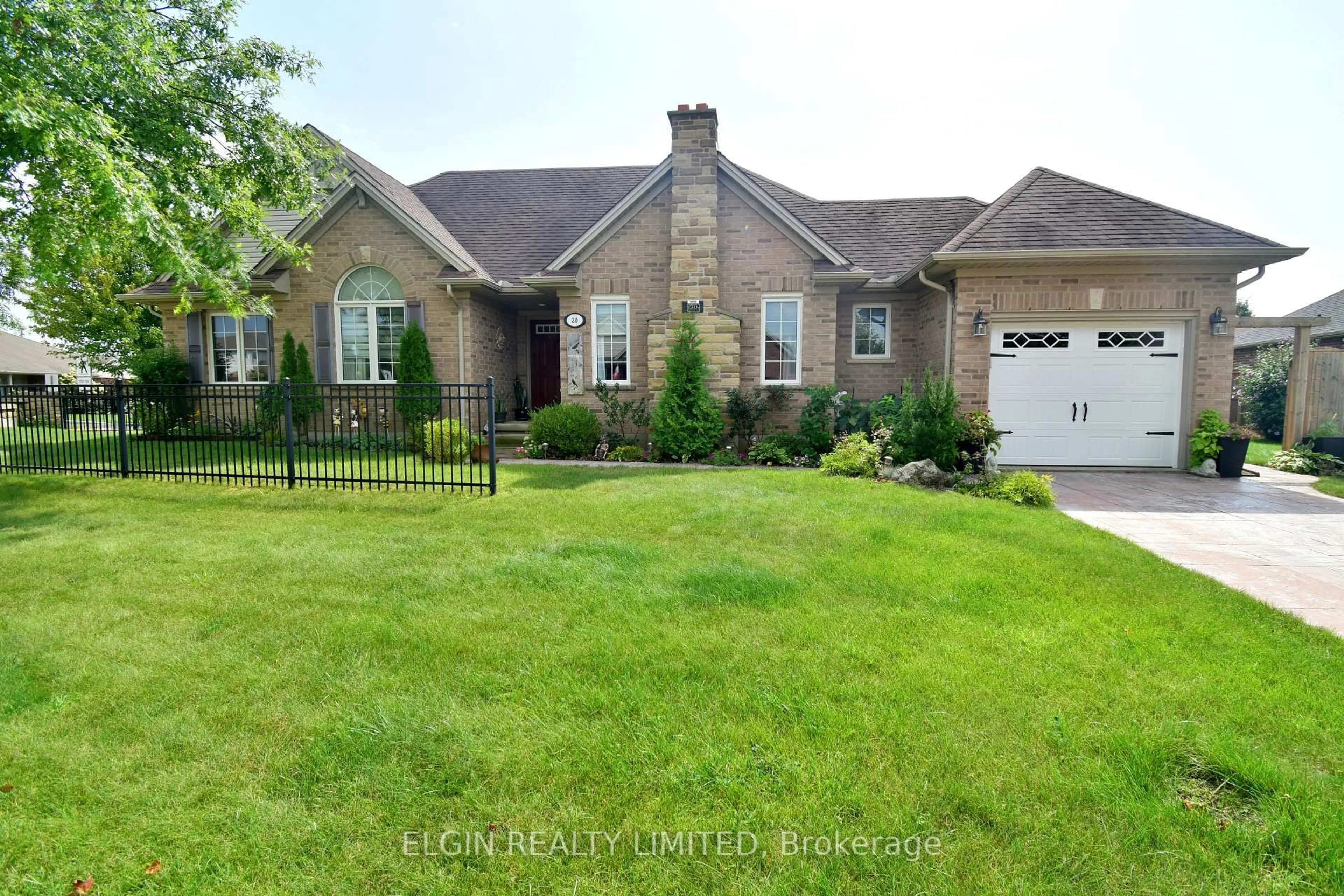 Unknown for 30 Peach Tree Blvd, St. Thomas Ontario N5R 0B5