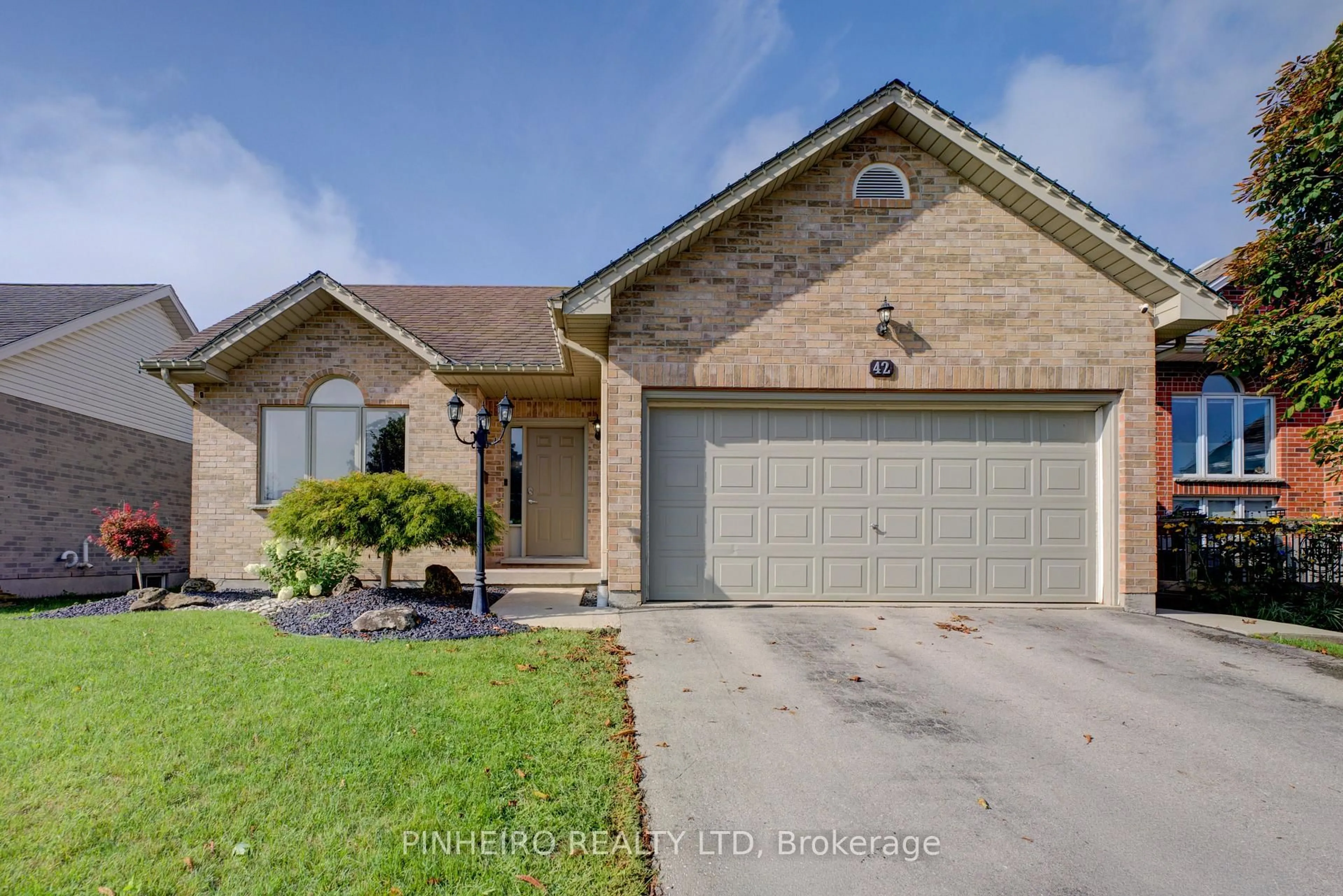 Home with brick exterior material, street for 42 HICKORY Blvd, Strathroy-Caradoc Ontario N7G 4E9