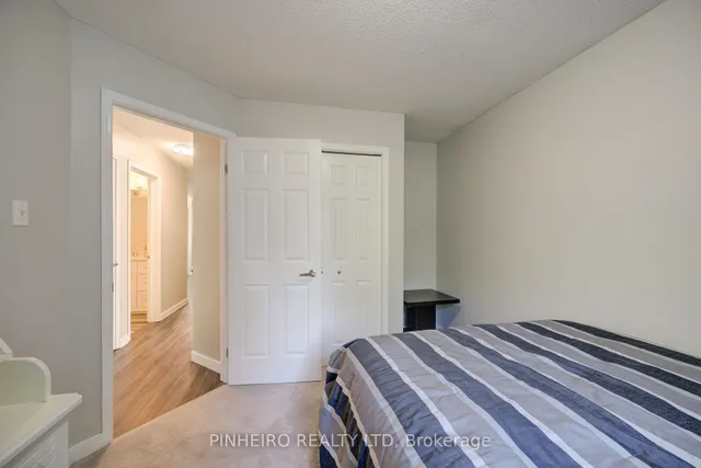 42 HICKORY Blvd, Strathroy-Caradoc 4