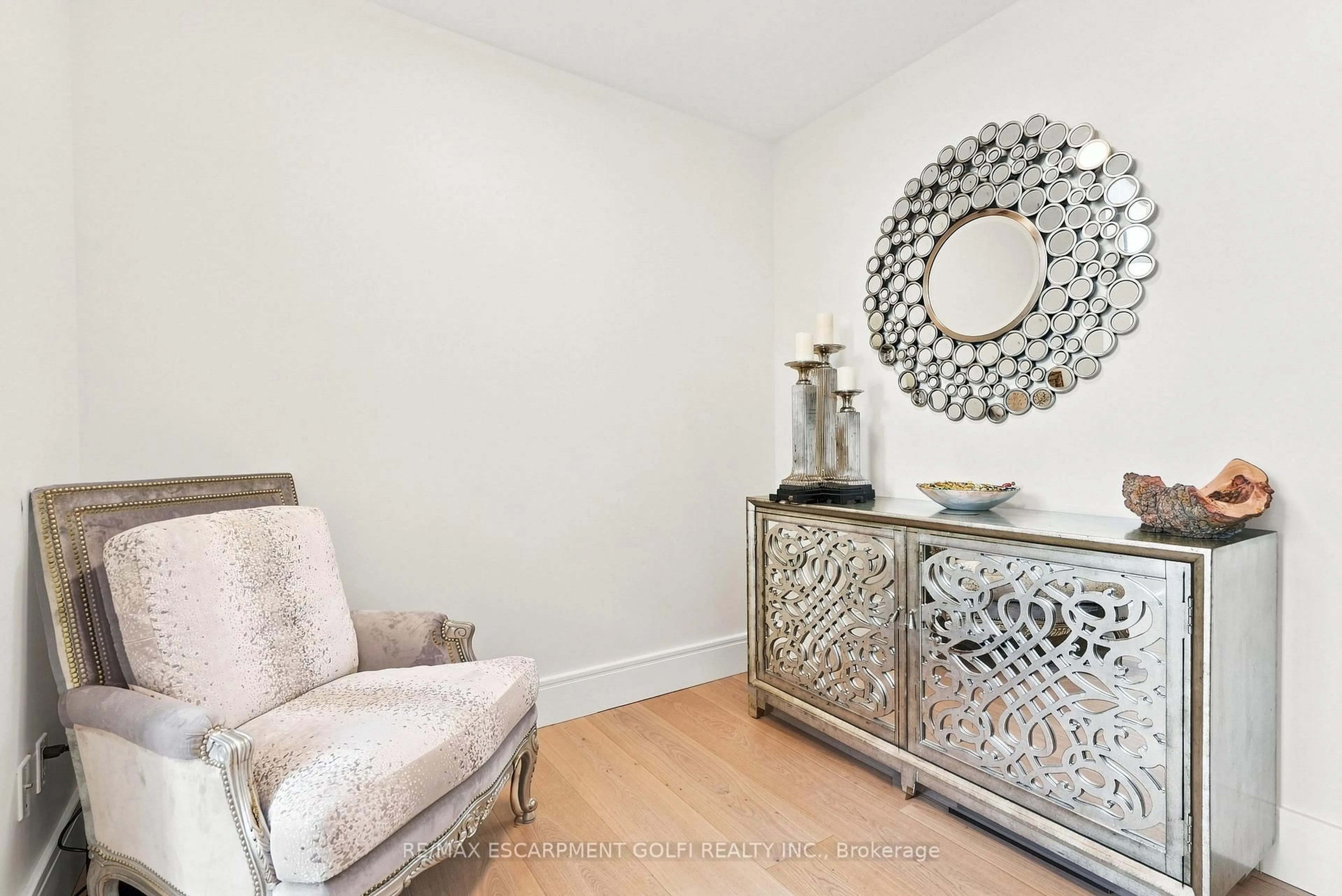 Living room with furniture, unknown for 112 King St #PH5, Hamilton Ontario L8N 0A9