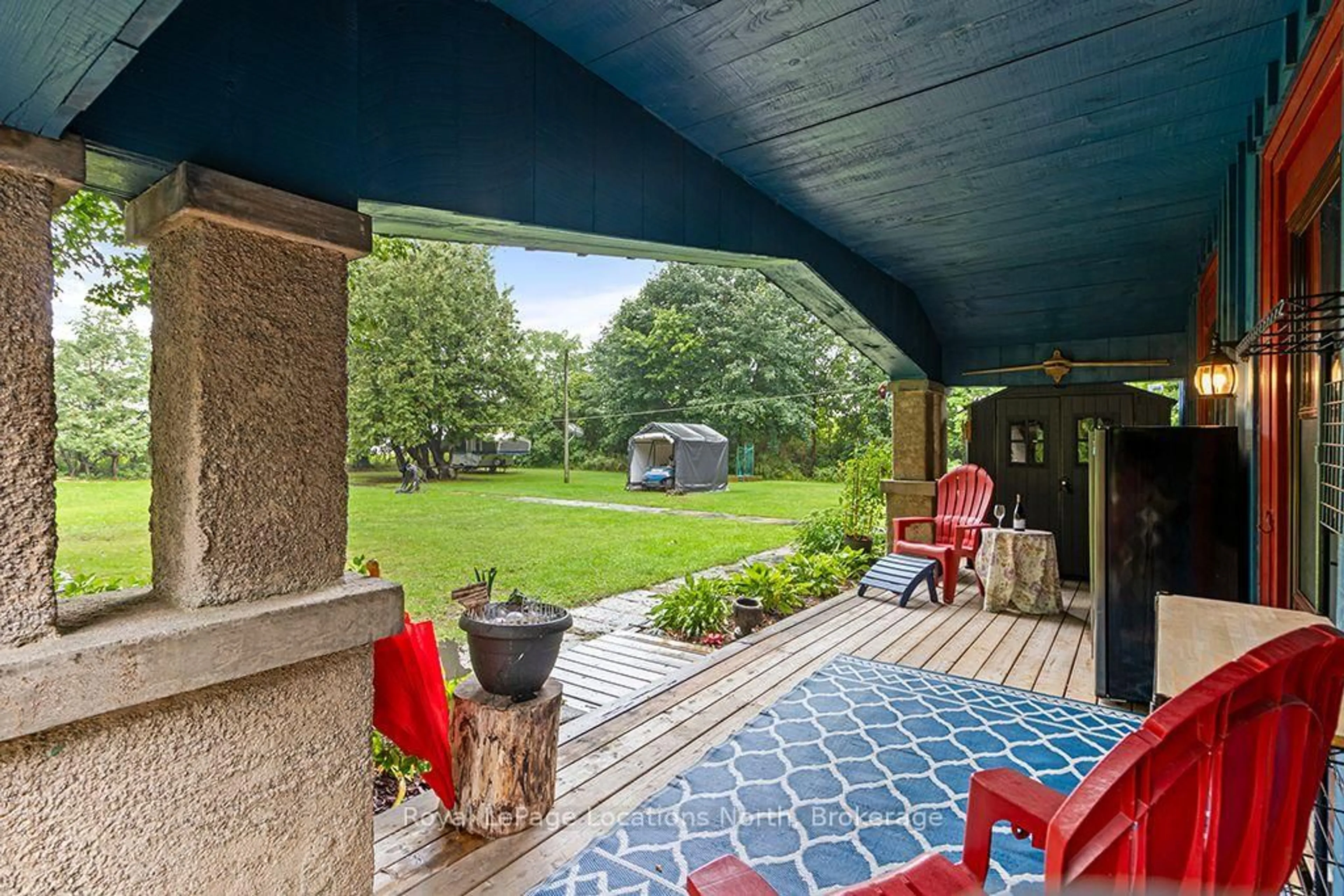 Patio, water/lake/river/ocean view for 105 Craig St, North Middlesex Ontario N0M 1A0