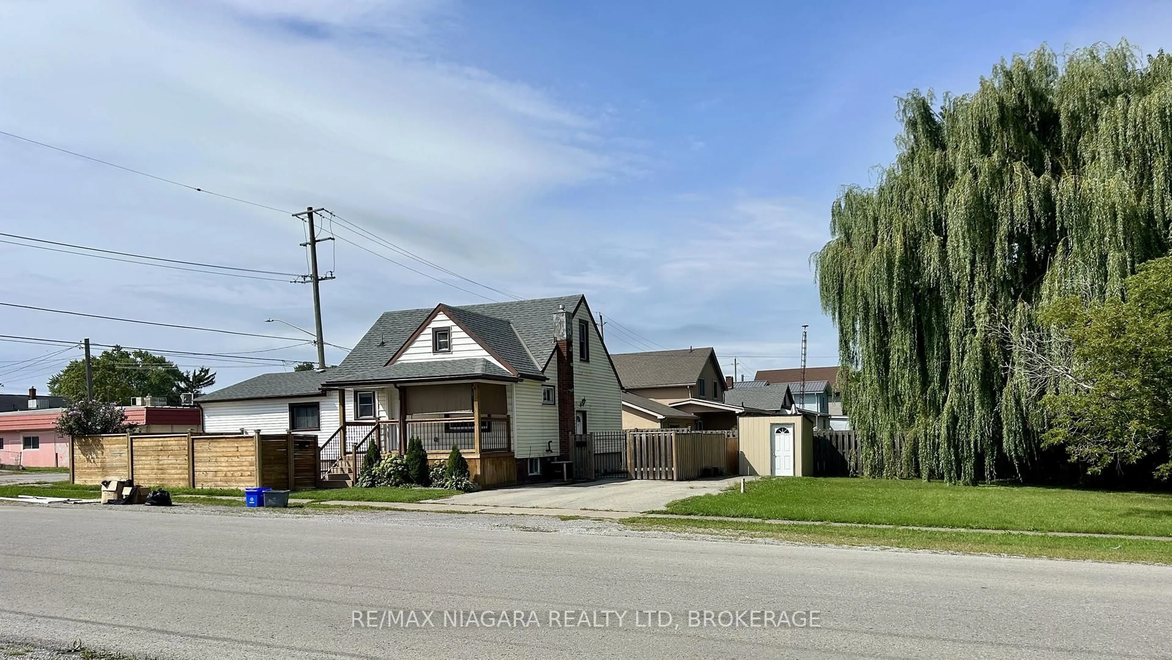 Unknown for 130 Killaly St, Port Colborne Ontario L3K 1N6