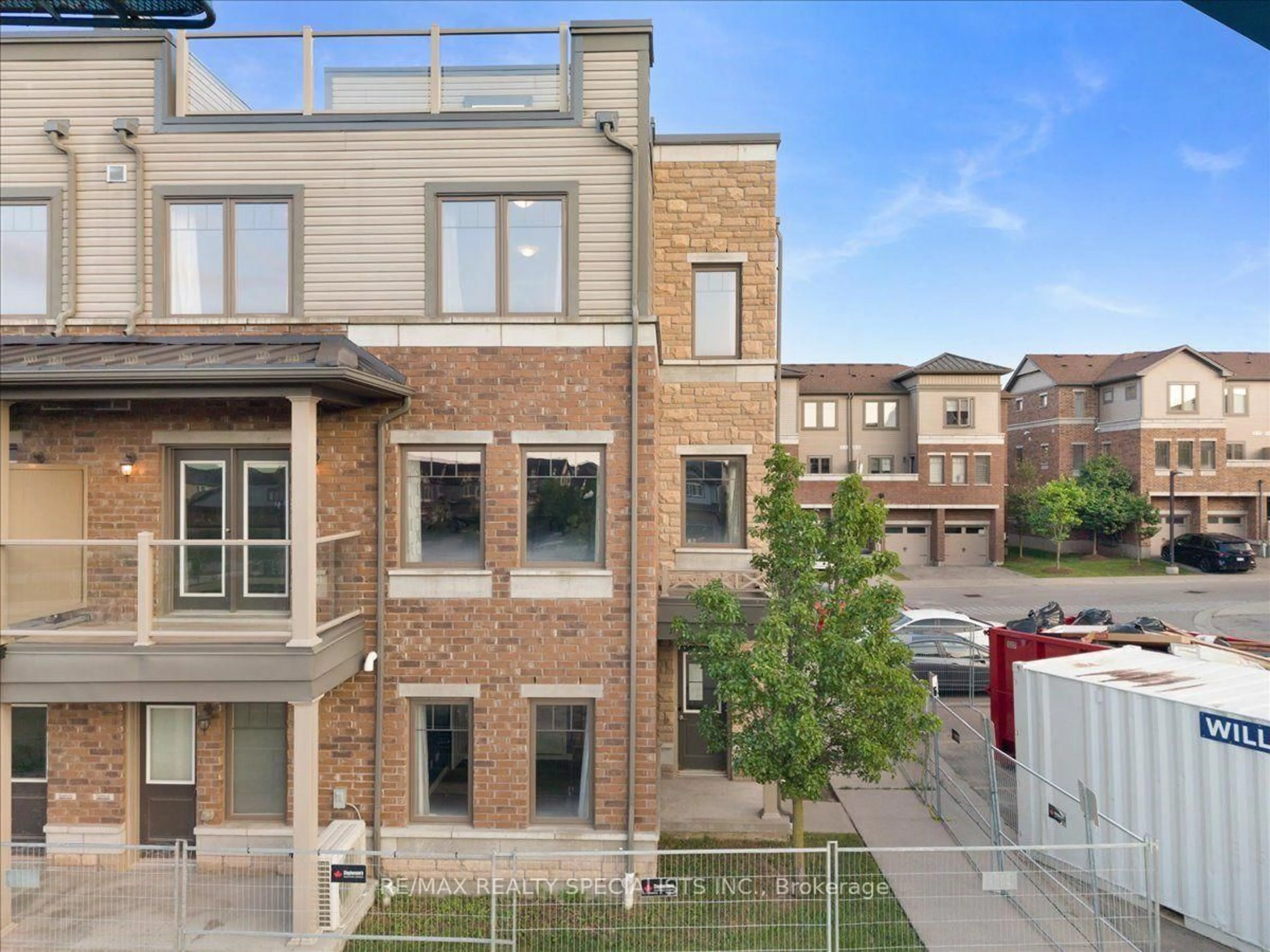 Home with brick exterior material, street for 70 Willowrun Dr #E8, Kitchener Ontario N2A 0J3