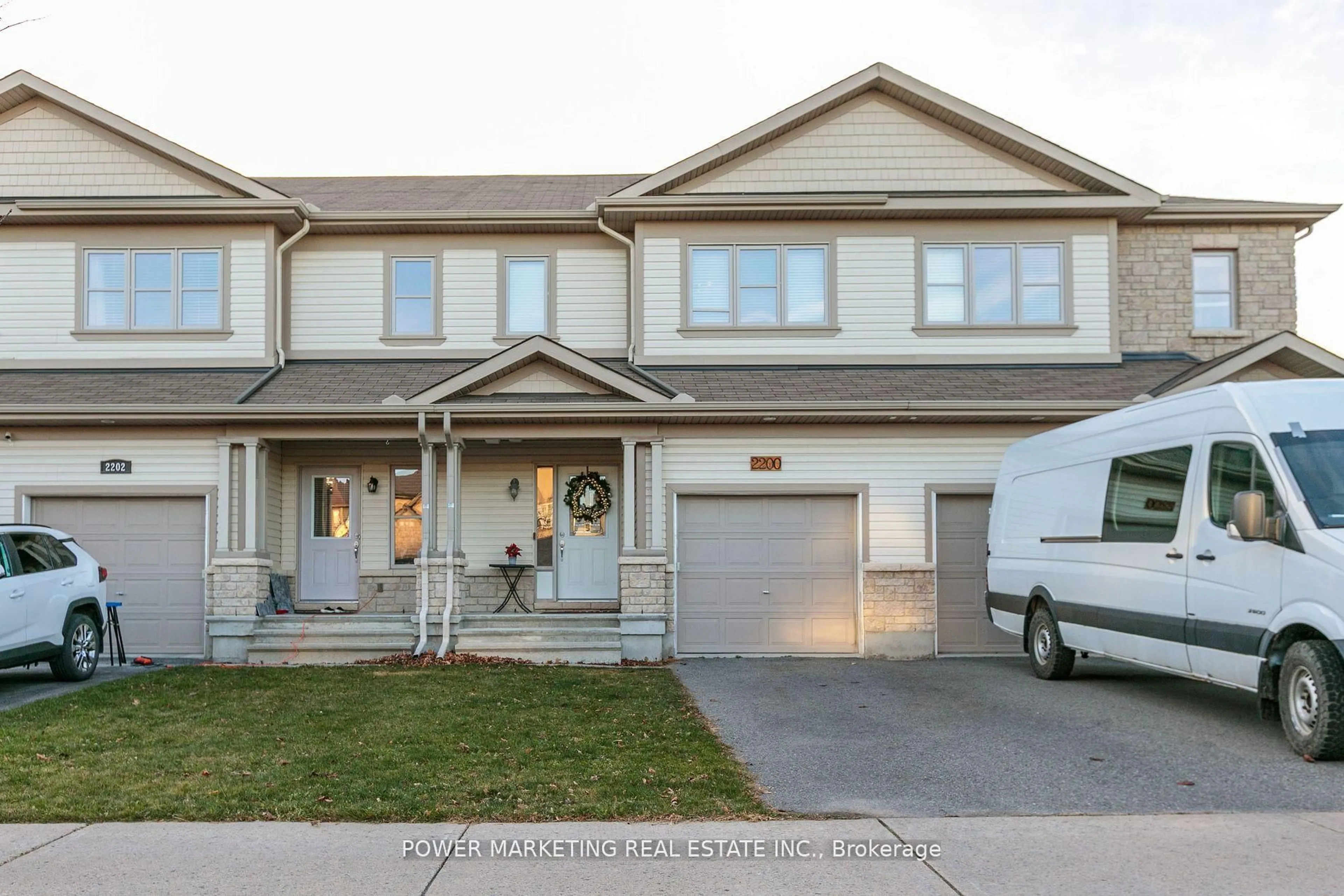 Home with vinyl exterior material, street for 2200 NANTES St, Ottawa Ontario K4A 4E5