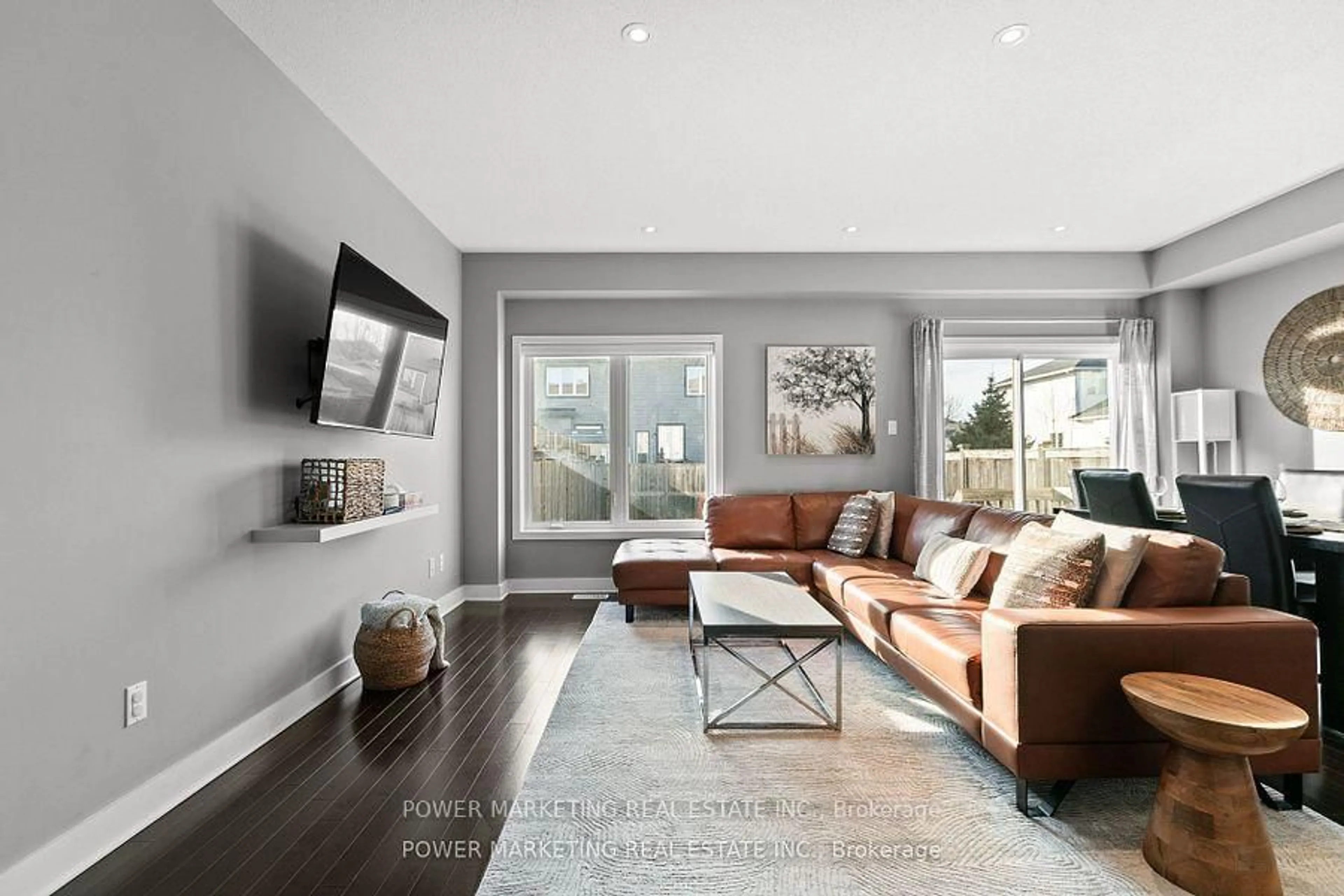 Living room with furniture, unknown for 2200 NANTES St, Ottawa Ontario K4A 4E5