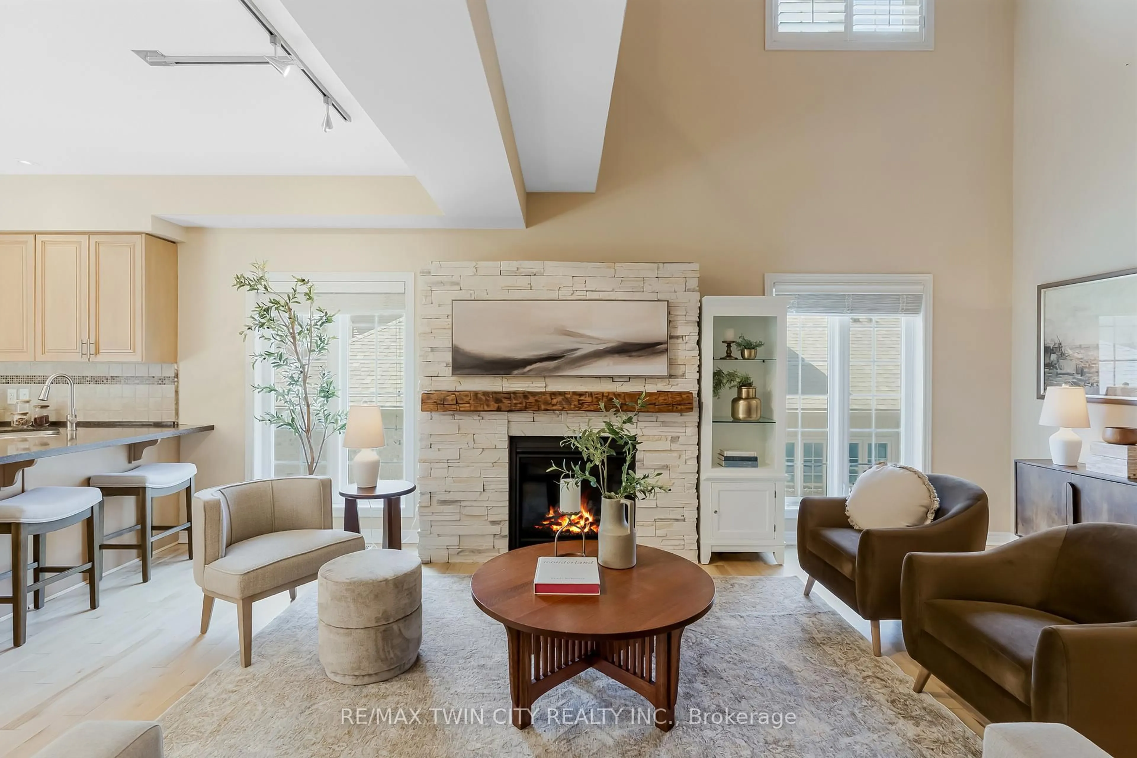 Living room with furniture, unknown for 227 Chestnut Hill Cres, Kitchener Ontario N2P 2X3
