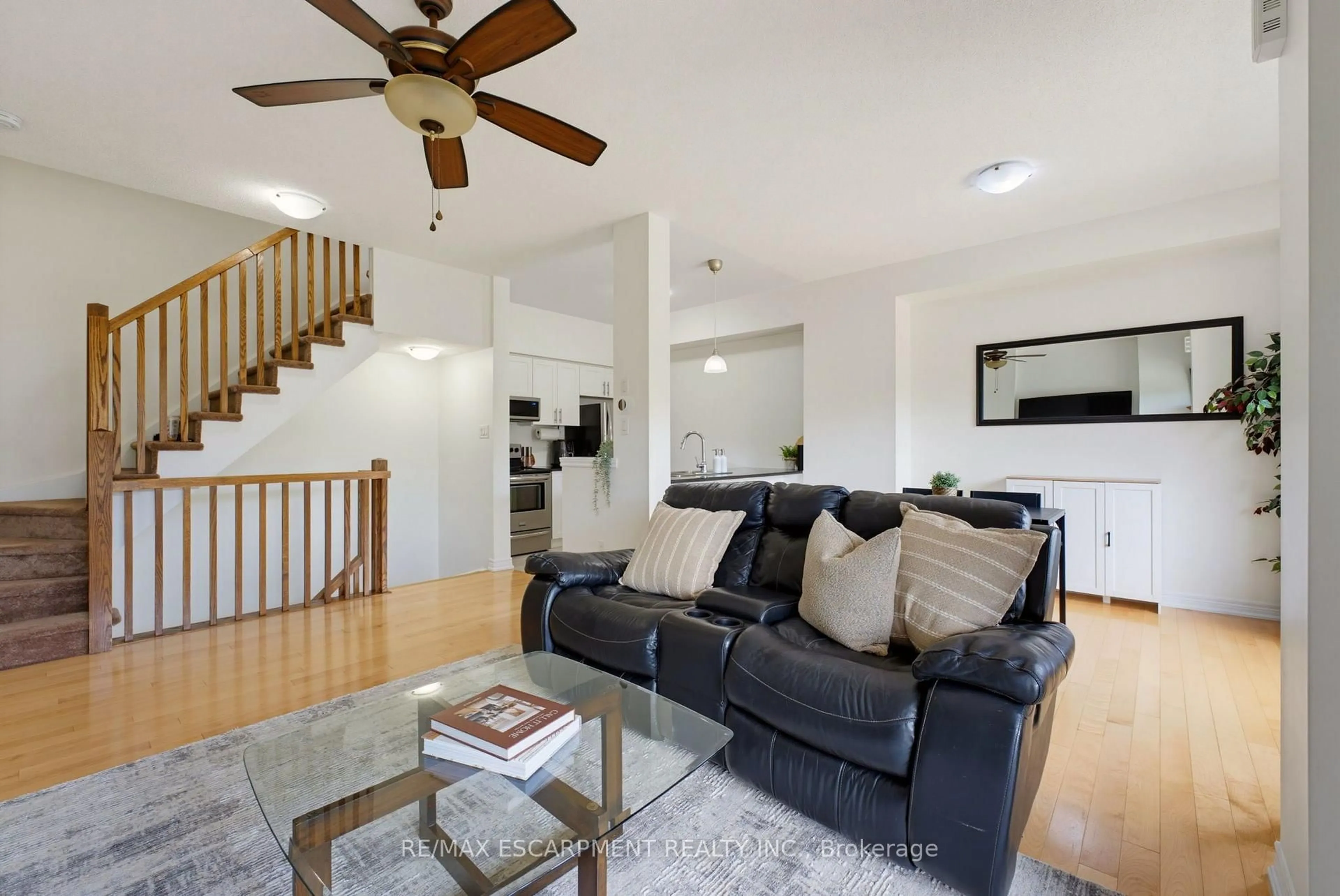 Living room with furniture, unknown for 541 Winston Rd #50, Grimsby Ontario L3M 0C5
