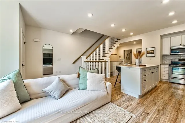 112 Union St #B306, Waterloo 4