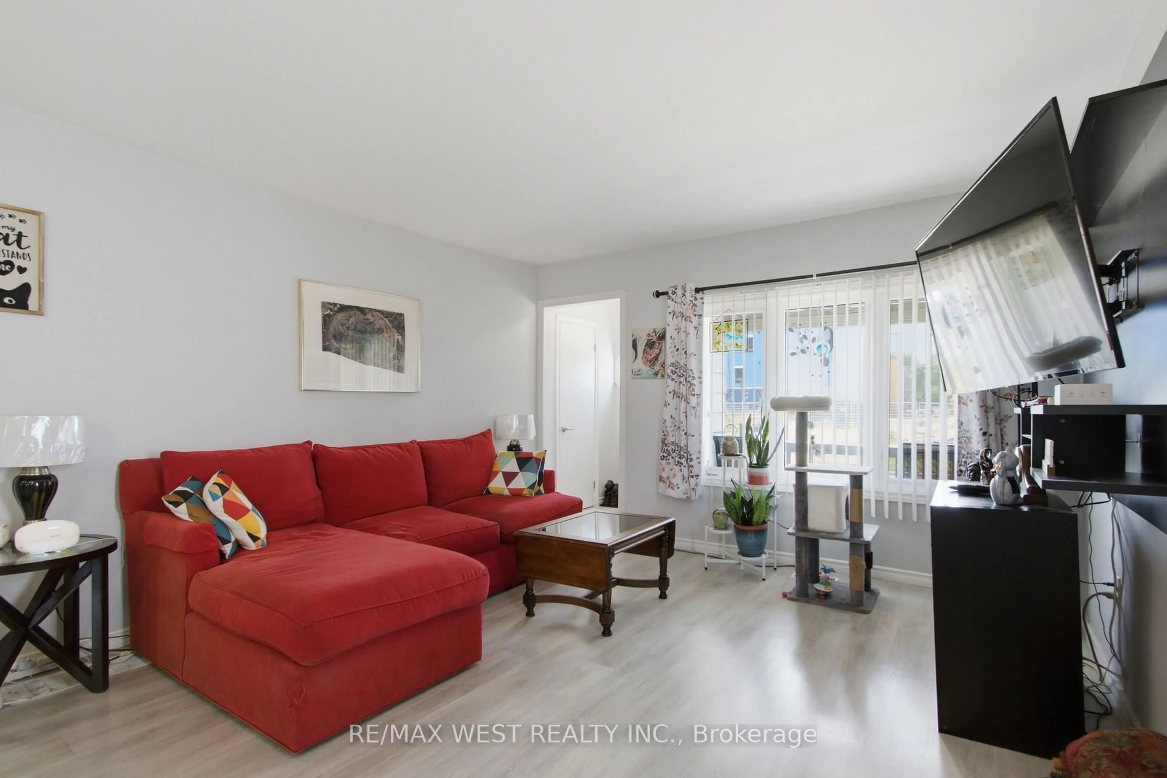 Living room with furniture, unknown for 4 George St, Quinte West Ontario K8V 1R1