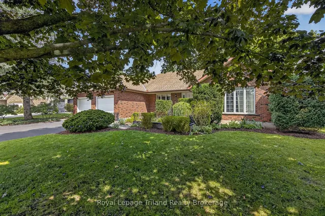 39 Clear Valley Dr, Tillsonburg 3