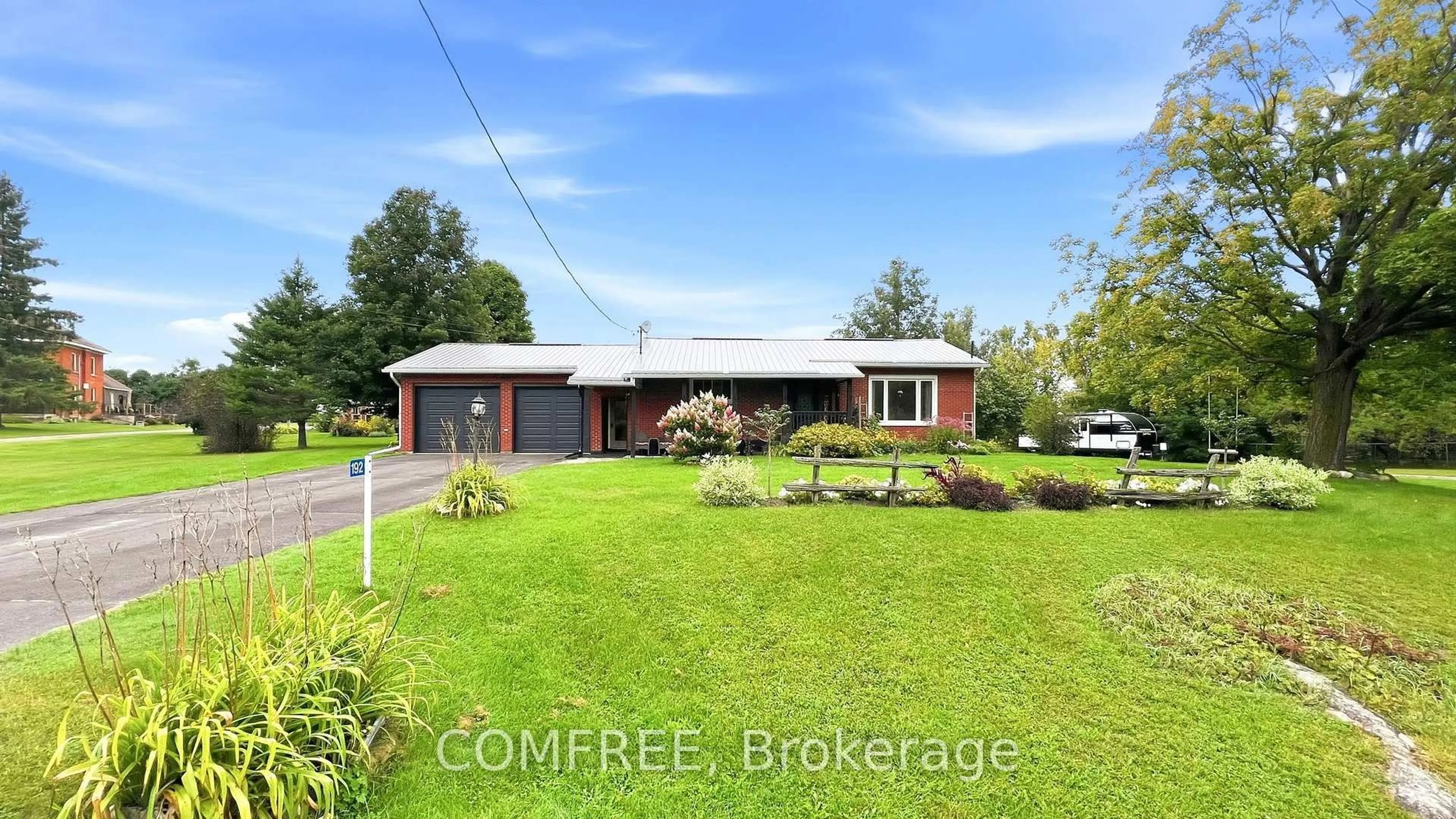 A pic from outside/outdoor area/front of a property/back of a property/a pic from drone, street for 192 Clarchris Rd, Perth Ontario K7H 3C6