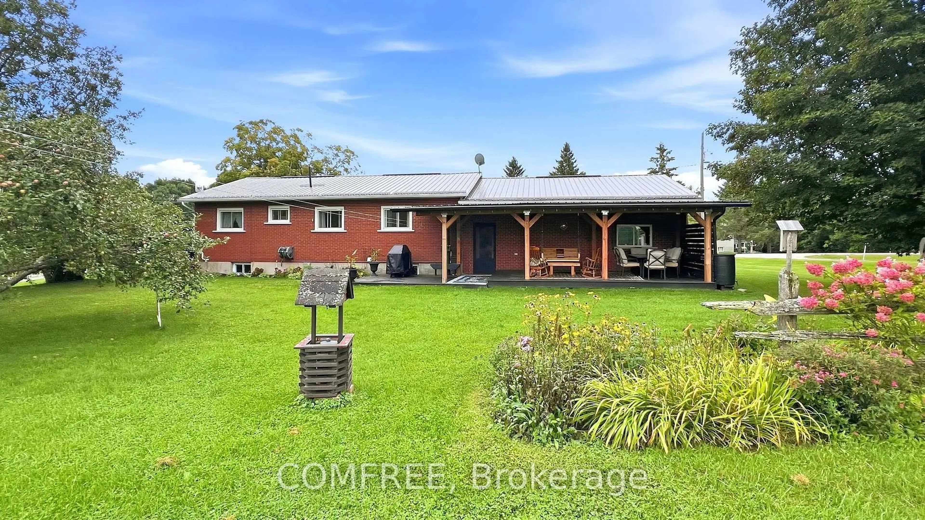Home with brick exterior material, water/lake/river/ocean view for 192 Clarchris Rd, Perth Ontario K7H 3C6