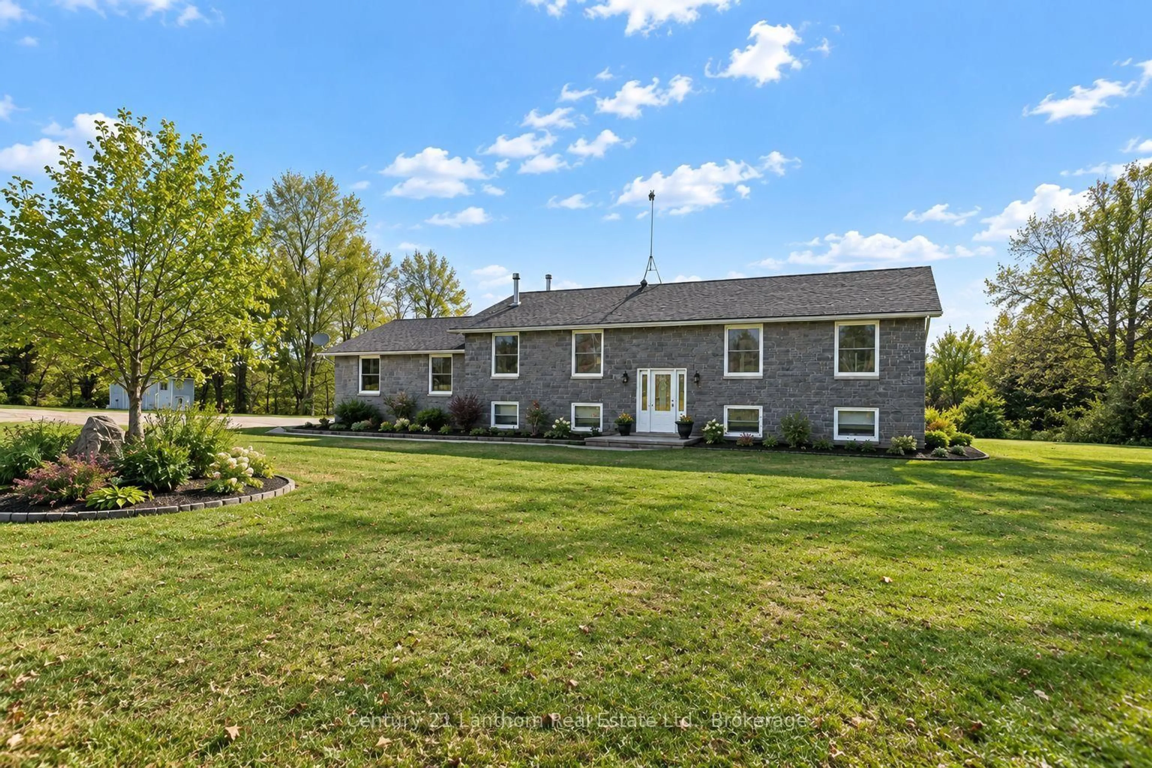 A pic from outside/outdoor area/front of a property/back of a property/a pic from drone, unknown for 191 Emerson Rd, Belleville Ontario K0K 2Y0