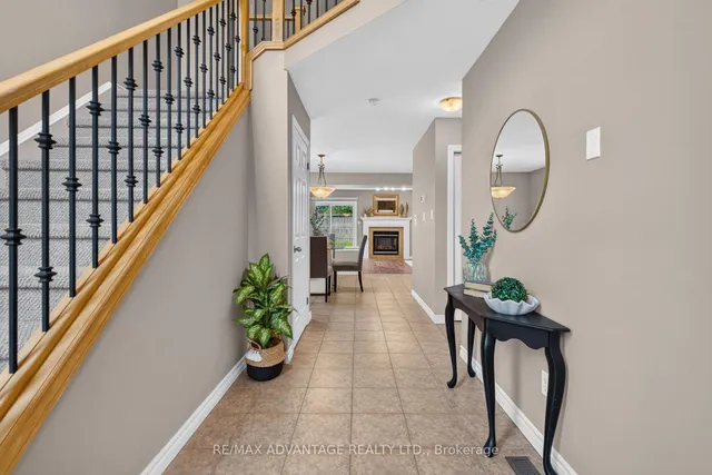 782 Reeves Ave, London North 3