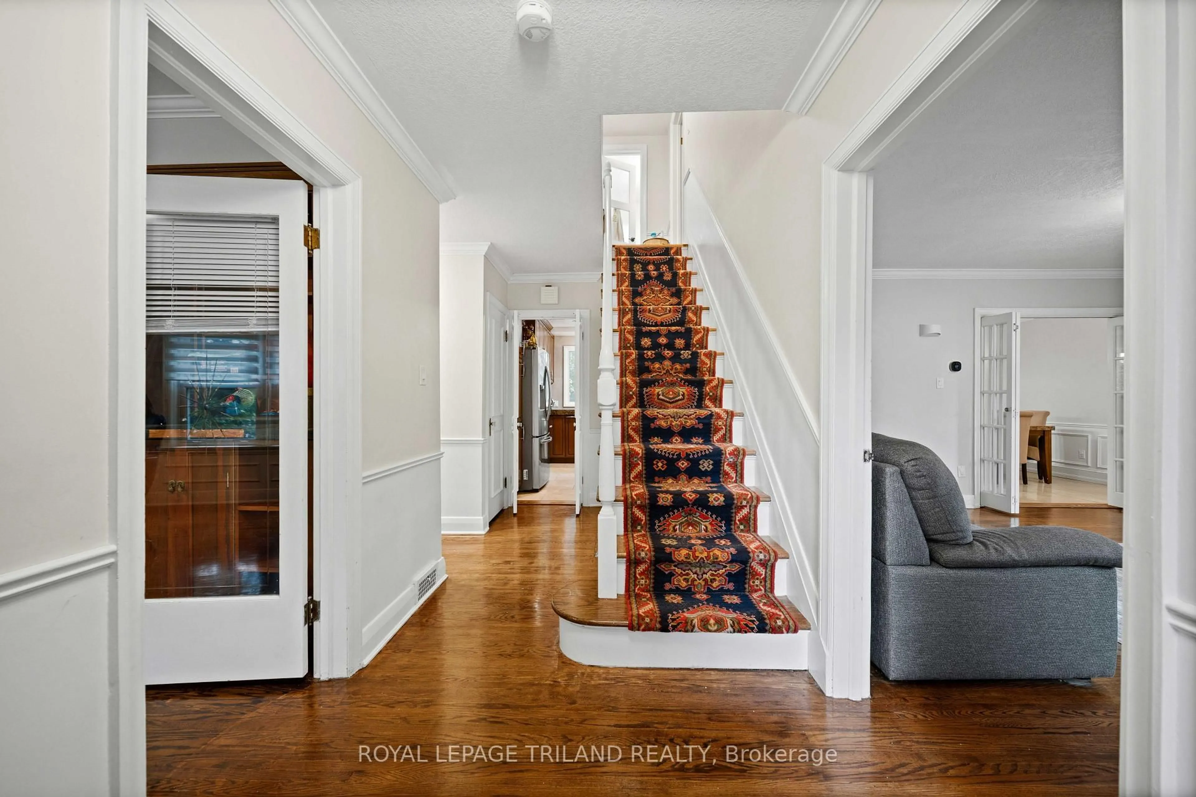 Indoor entryway for 57 Westchester Dr, London North Ontario N6G 2K6