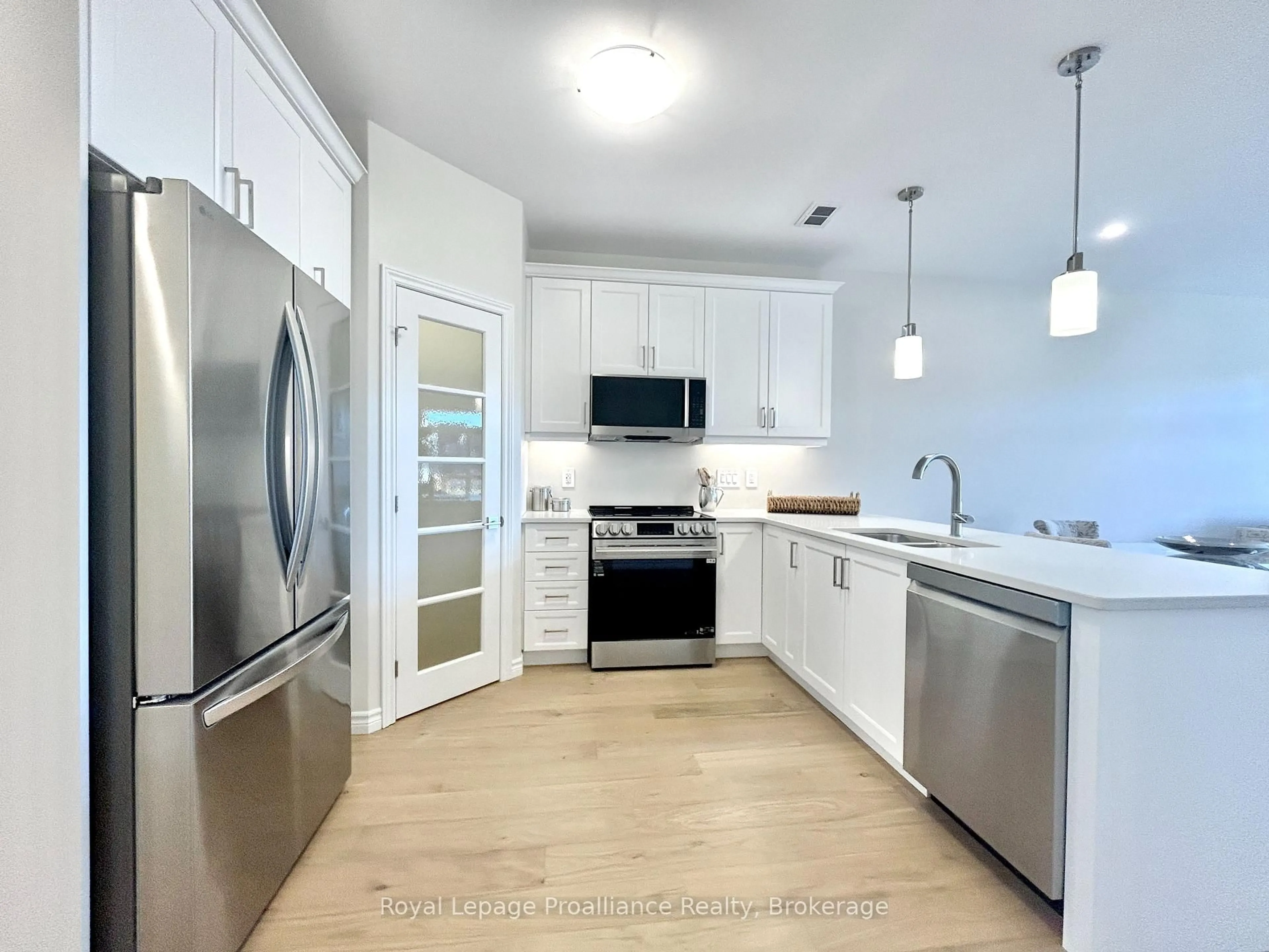 Open concept kitchen, unknown for 130 Athabaska Dr, Belleville Ontario K8N 0T2