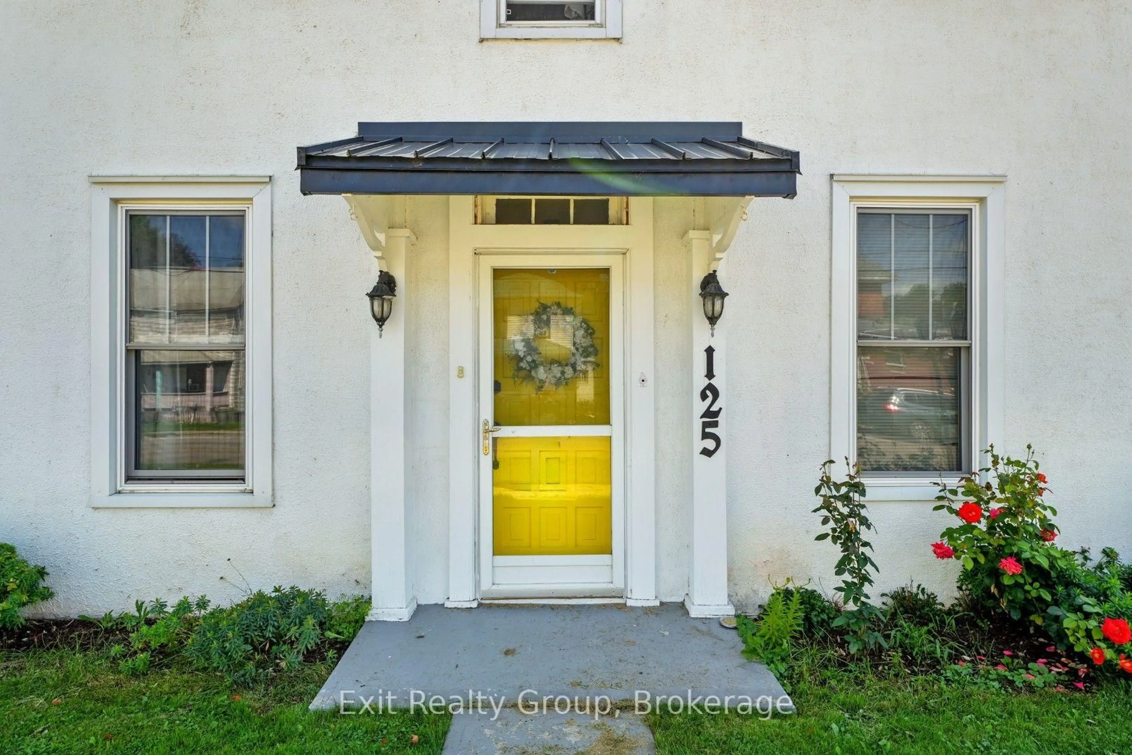 Indoor entryway for 125 Queen St, Trent Hills Ontario K0L 1L0