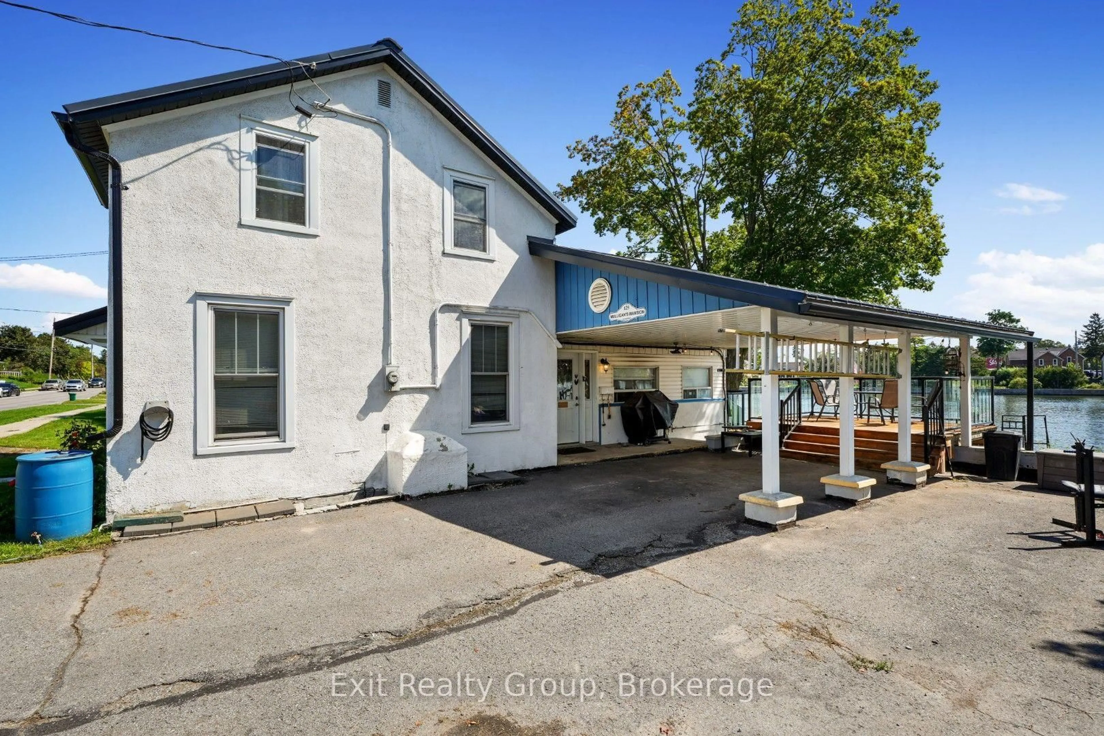 A pic from outside/outdoor area/front of a property/back of a property/a pic from drone, building for 125 Queen St, Trent Hills Ontario K0L 1L0