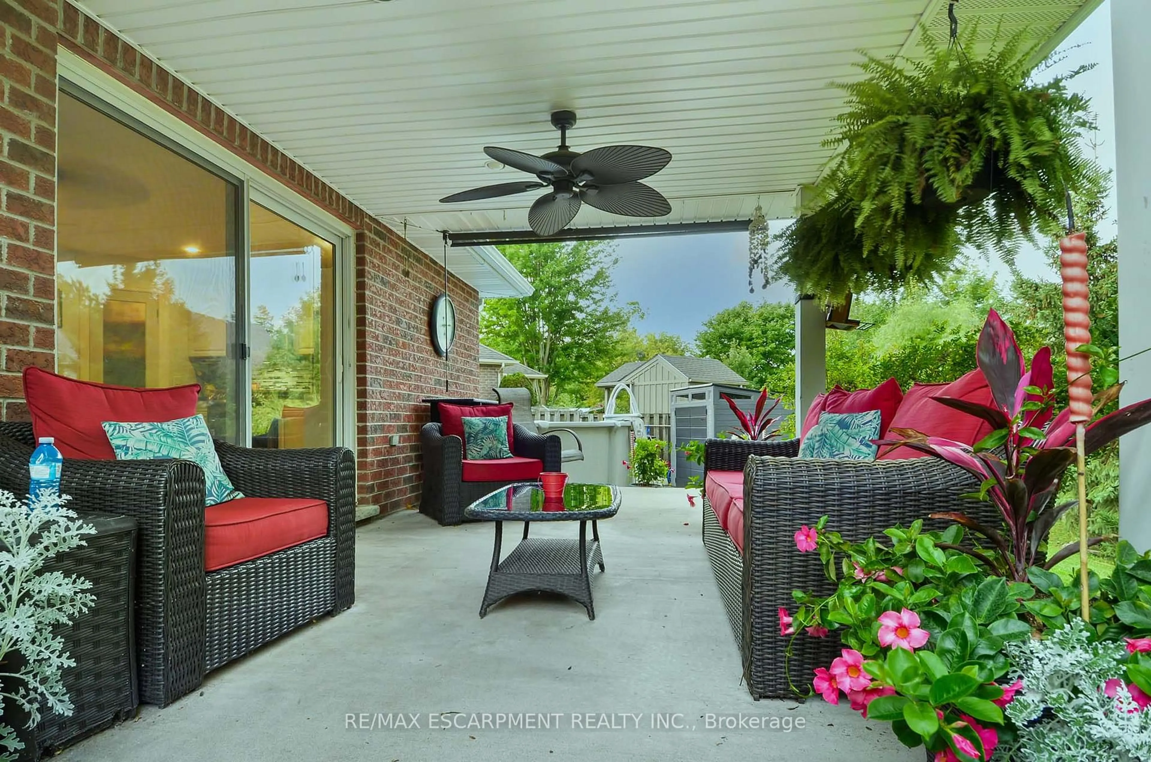 Patio, water/lake/river/ocean view for 11 Simon Crt, Norfolk Ontario N0E 1Y0