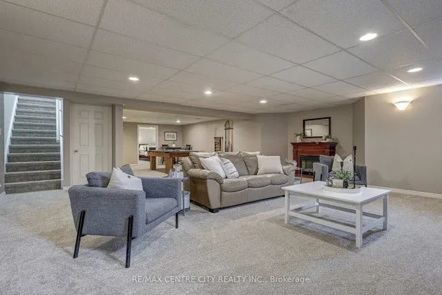 9538 Tower Rd, Central Elgin 2