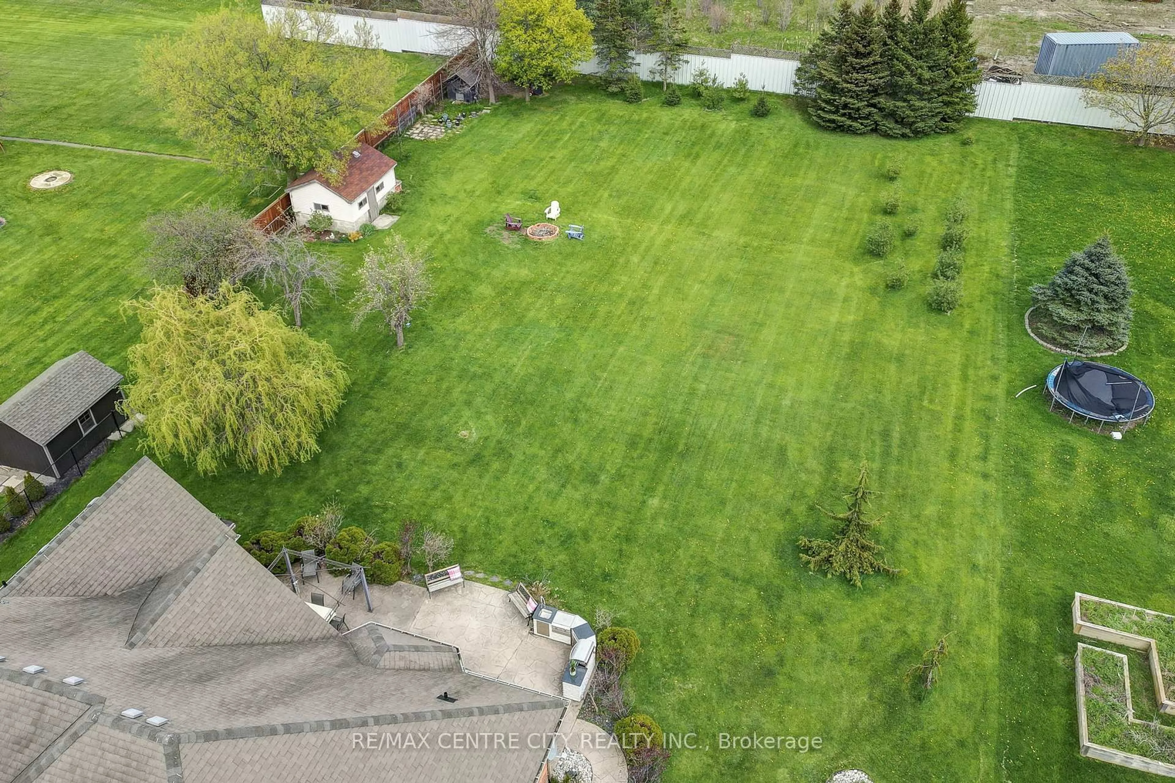 A pic from outside/outdoor area/front of a property/back of a property/a pic from drone, street for 9538 Tower Rd, Central Elgin Ontario N5P 3S7