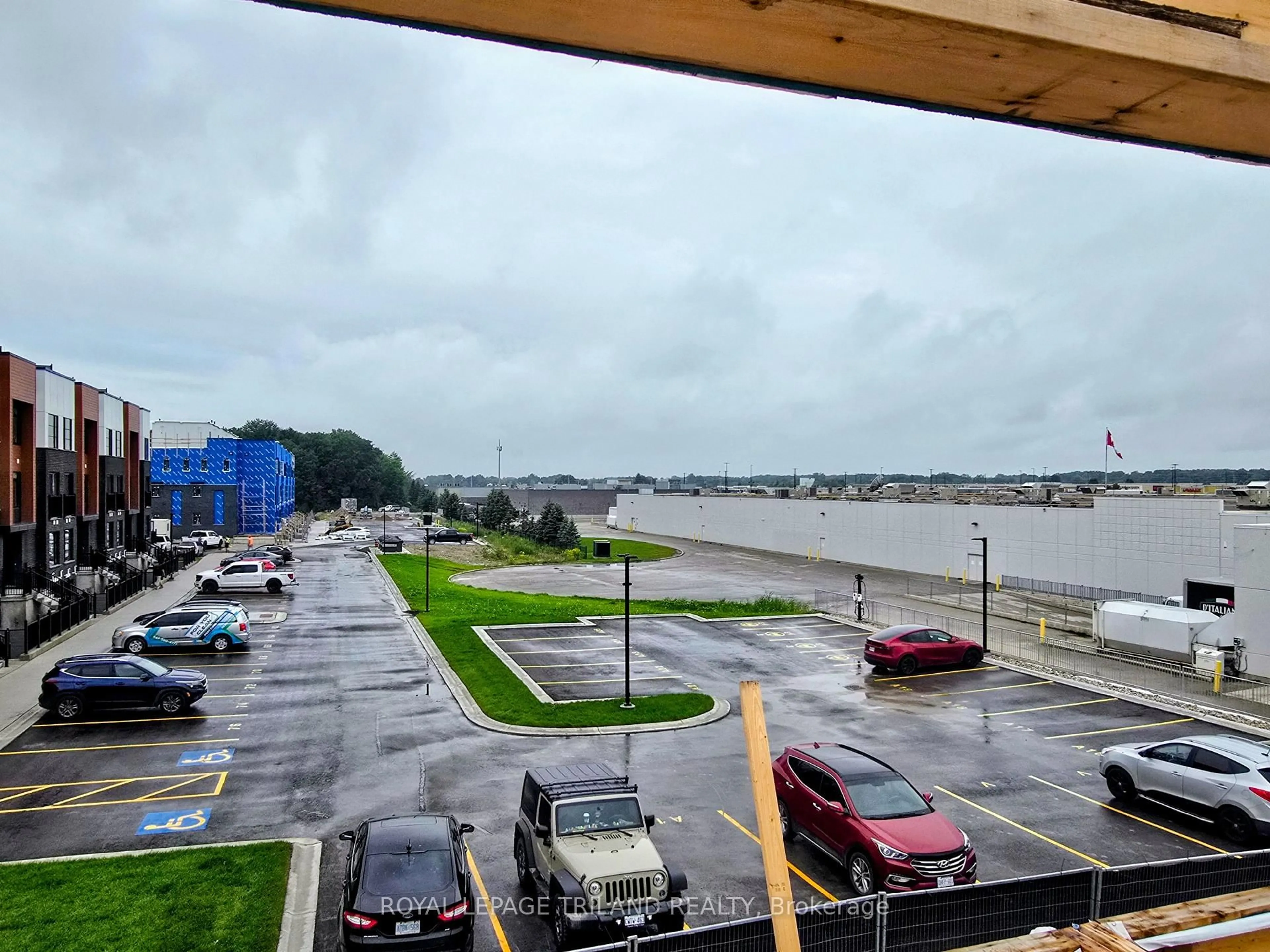Patio, water/lake/river/ocean view for 1893 Dalmagarry Rd, London North Ontario N6G 0A6