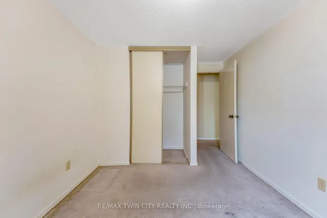 25 Valleyview Rd #2, Kitchener 5