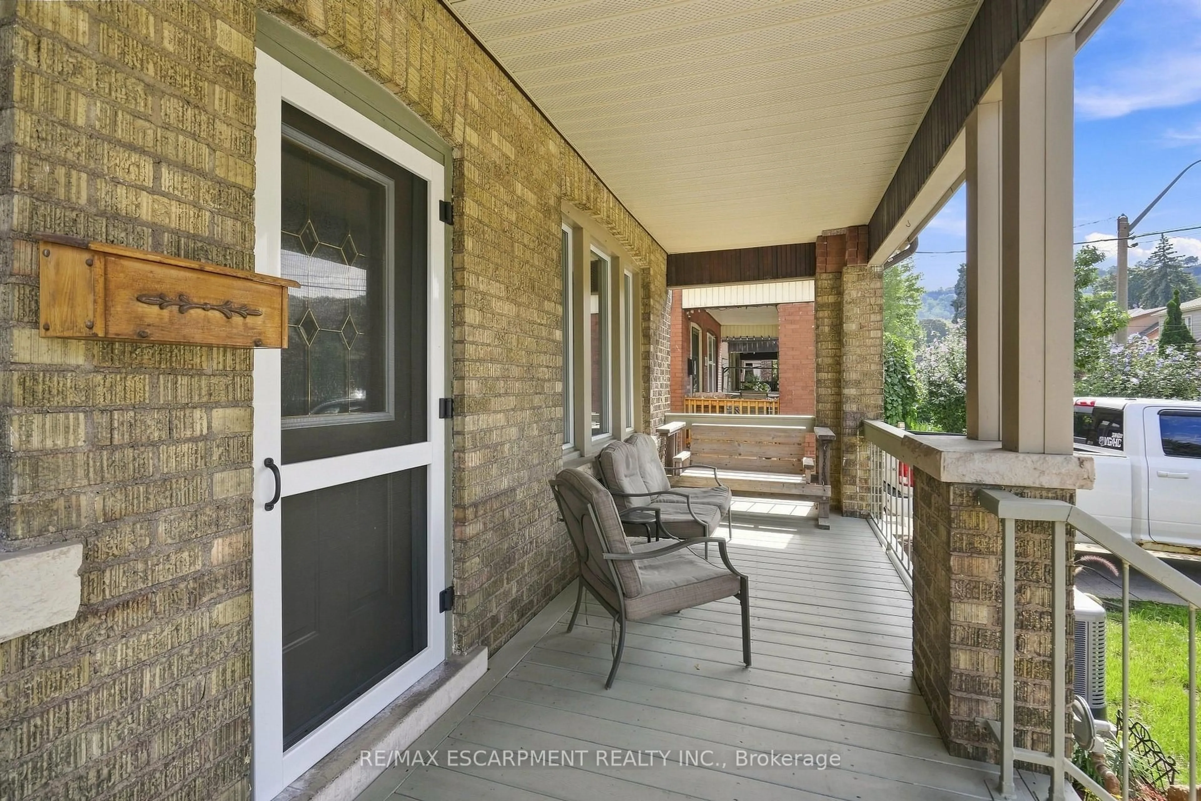 Patio, street for 163 Grosvenor Ave, Hamilton Ontario L8M 3L4