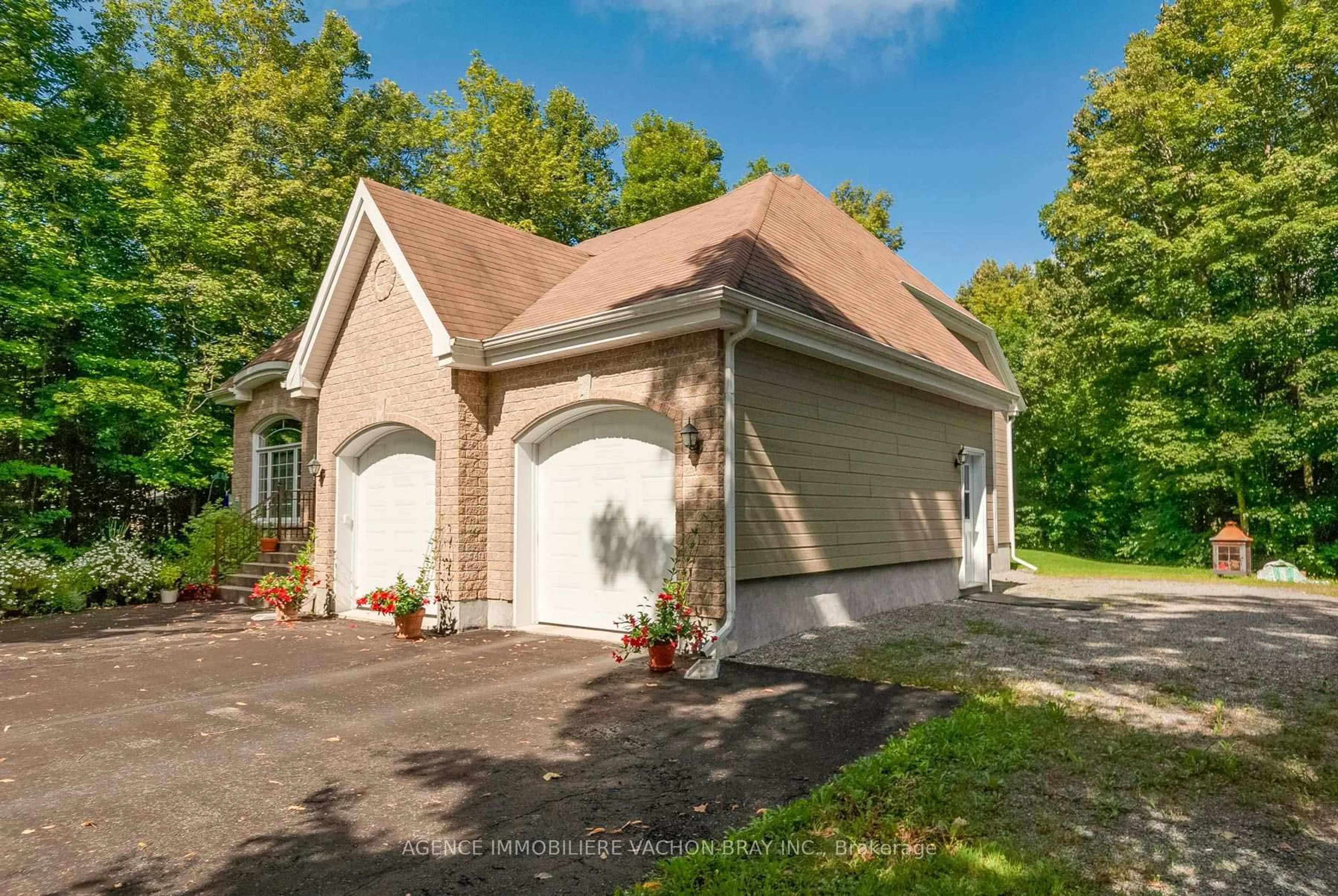Unknown for 20233 Maple Rd, South Glengarry Ontario K0C 2J0