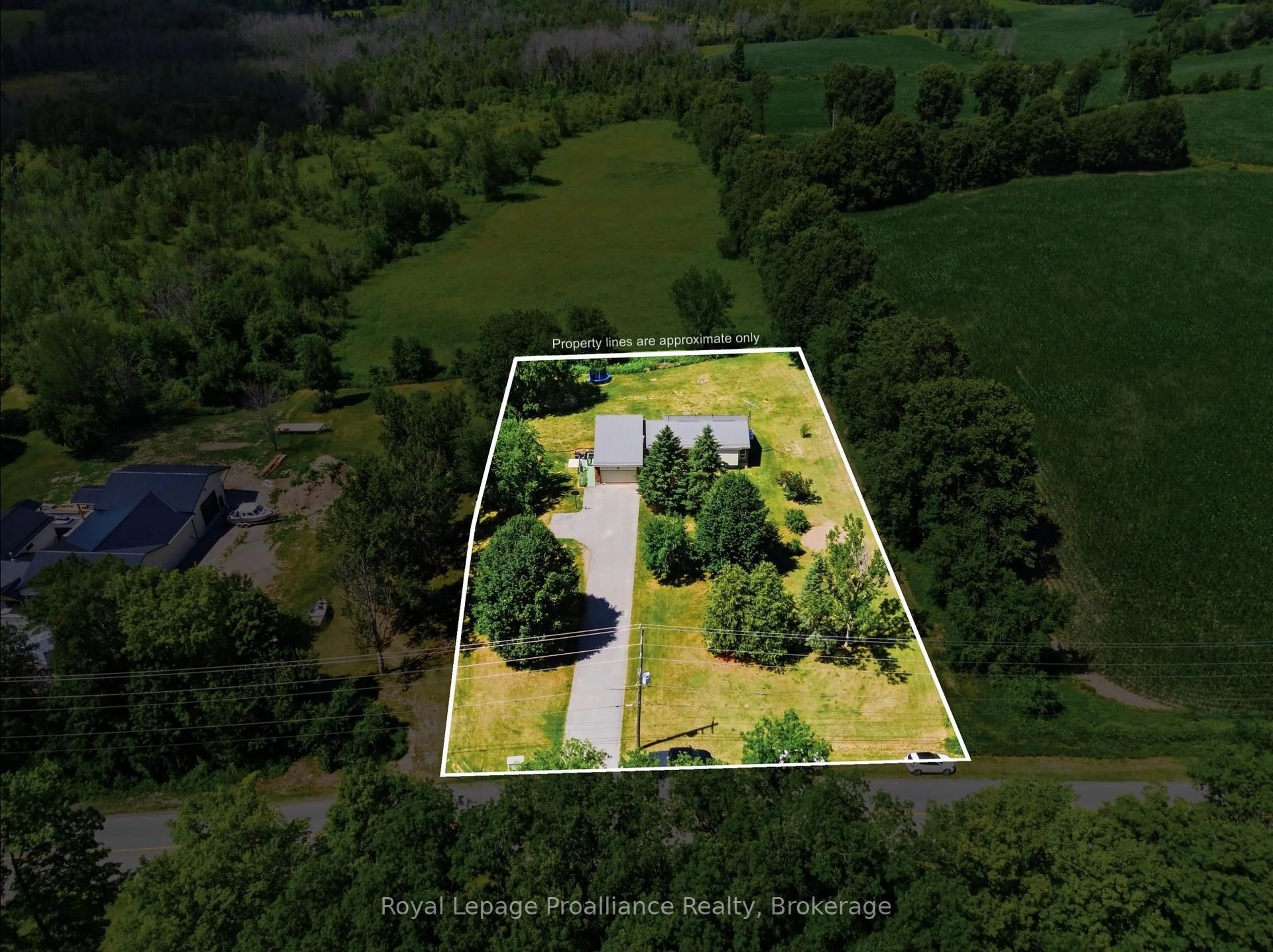 A pic from outside/outdoor area/front of a property/back of a property/a pic from drone, unknown for 555 Bethel Rd, Stirling Ontario K0K 3E0