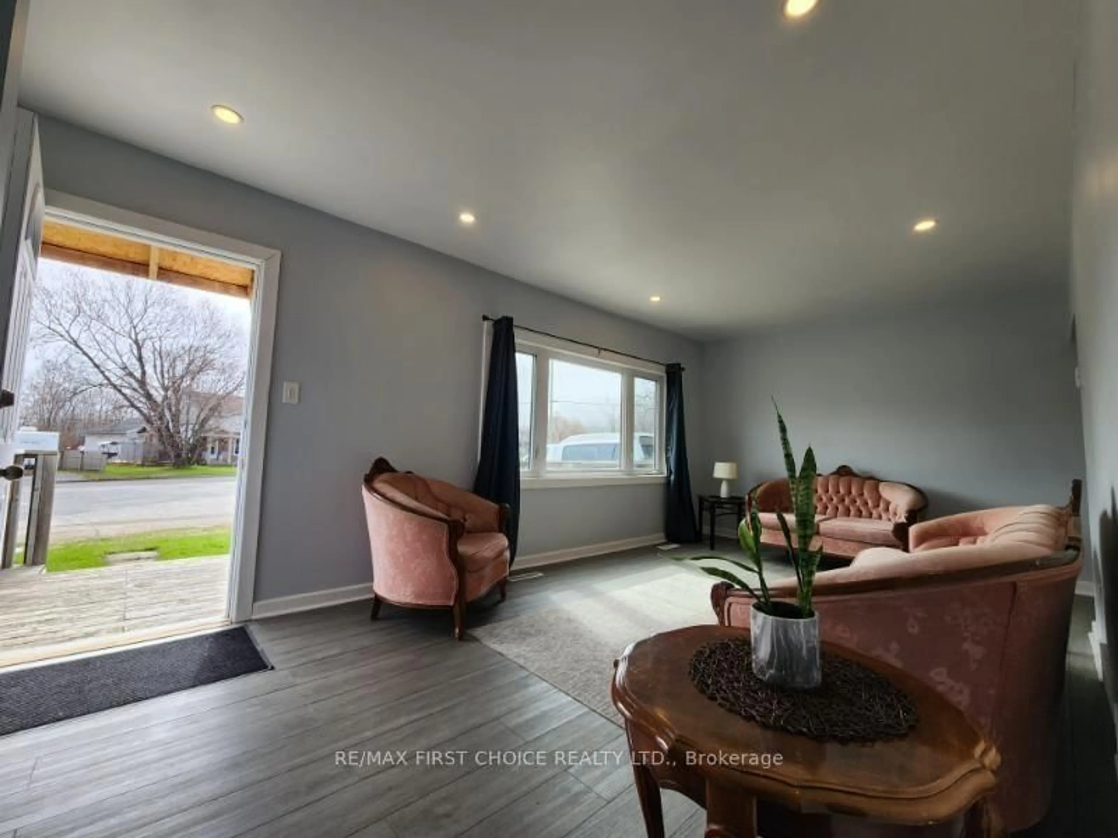 A pic of a room for 5 Crutchfield Ave, Red Rock Ontario P0T 2P0
