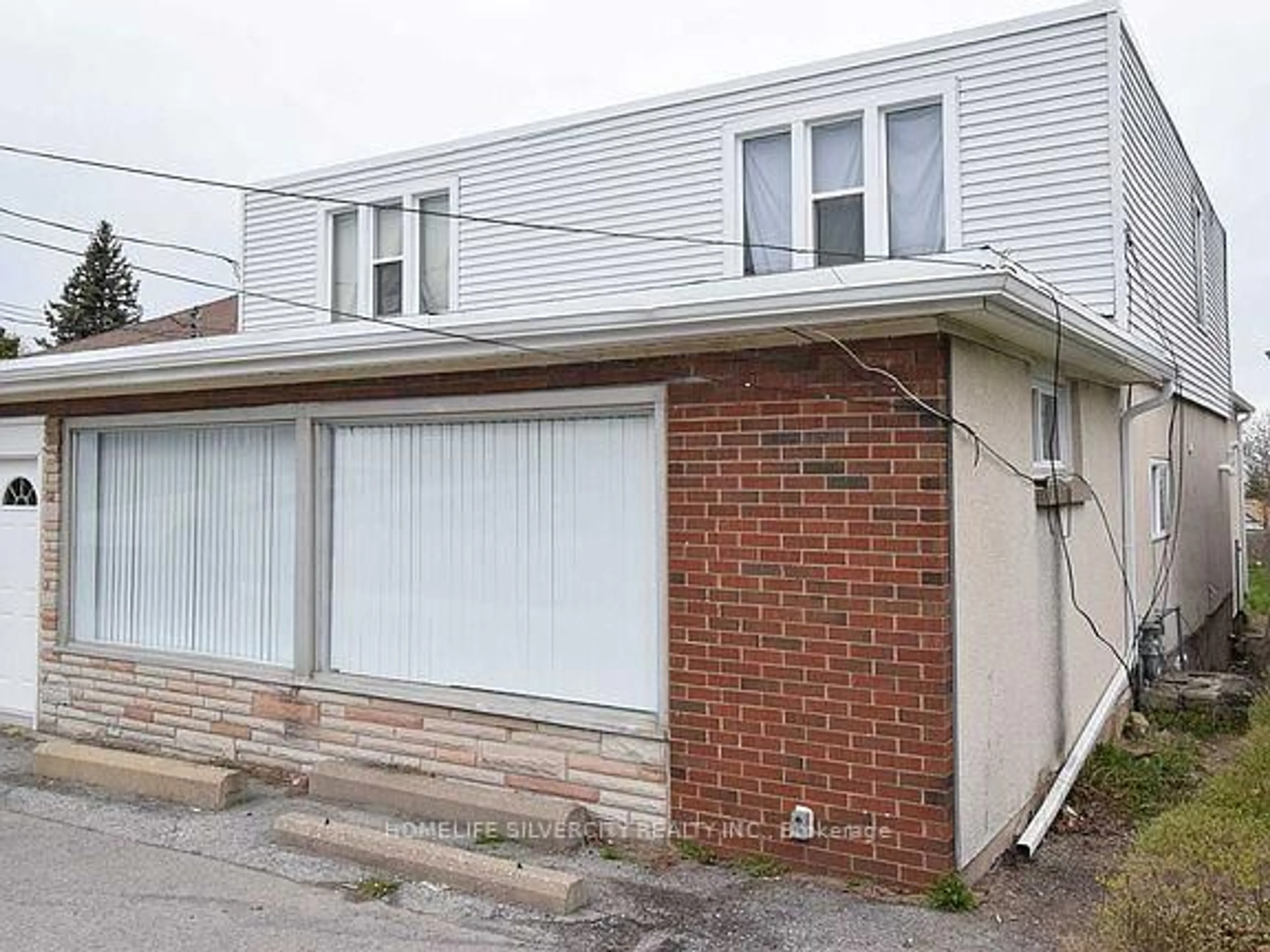 Unknown for 106 Townline Rd, St. Catharines Ontario L2T 1P7