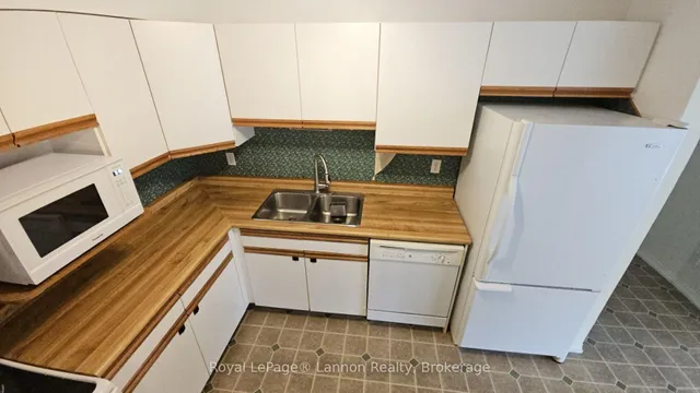 500 Toledo St #113, Thunder Bay 4