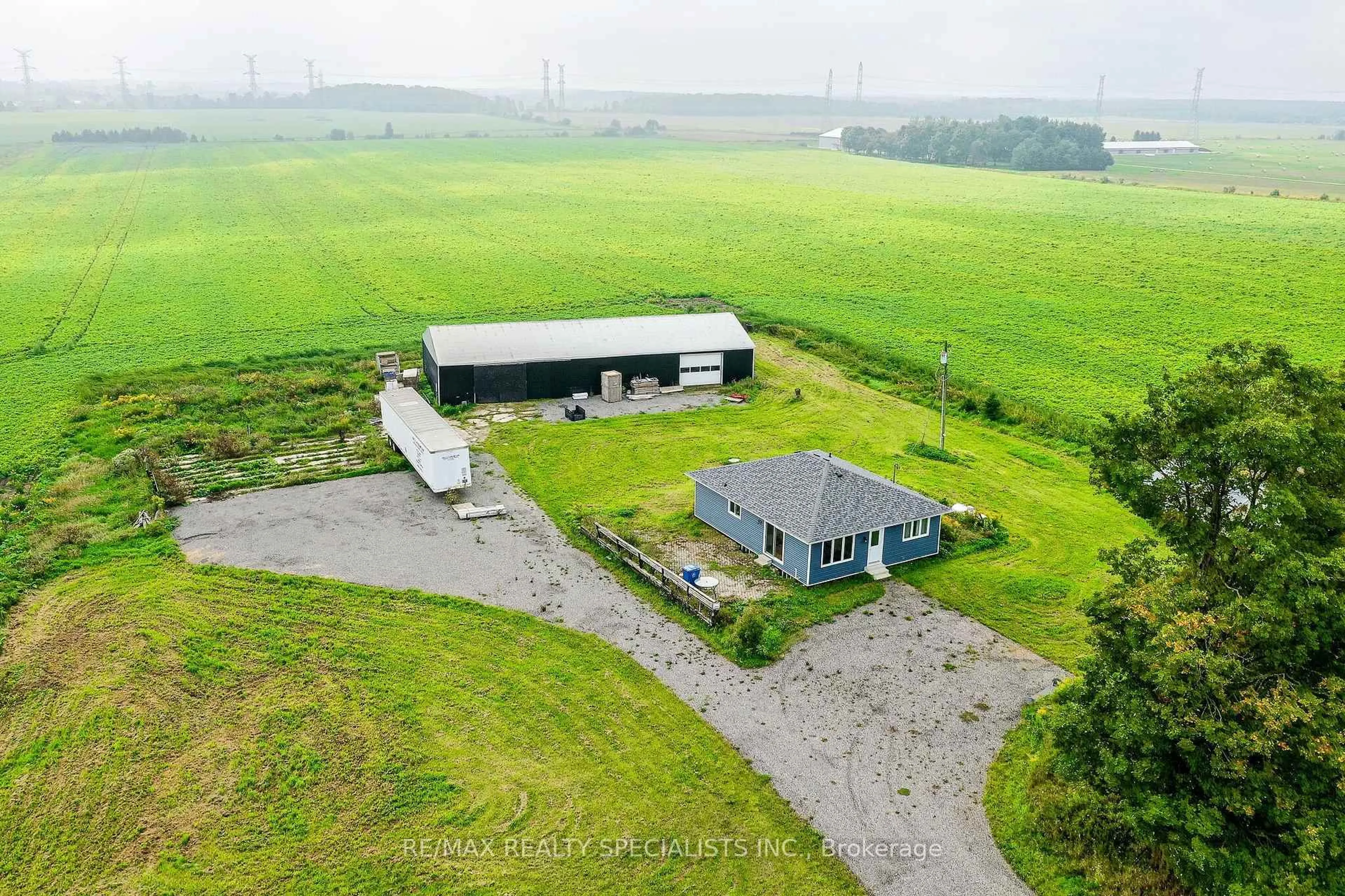 A pic from outside/outdoor area/front of a property/back of a property/a pic from drone, building for 441158 Concession Road 12-13, East Luther Grand Valley Ontario L9W 0Z9
