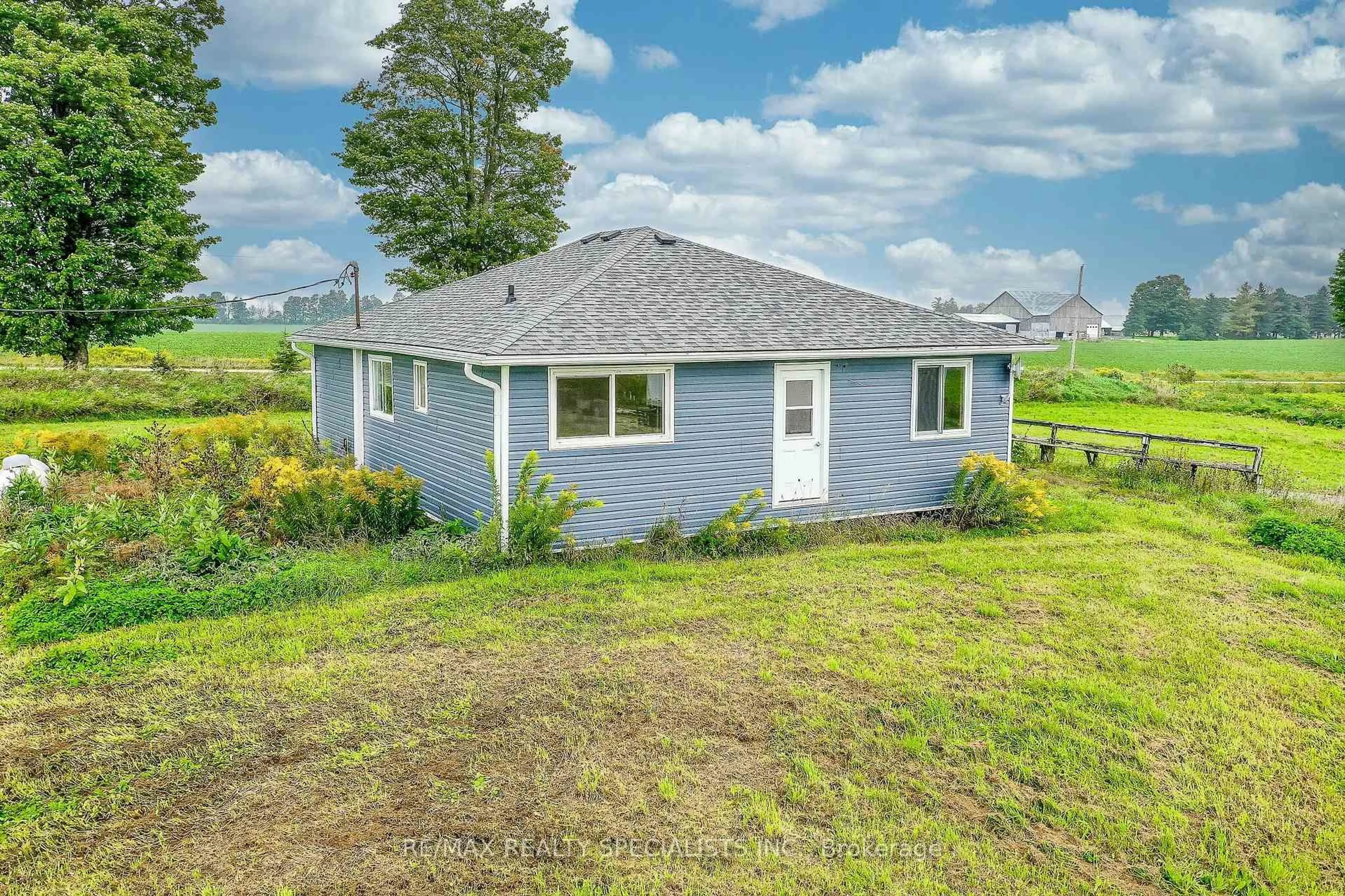 A pic from outside/outdoor area/front of a property/back of a property/a pic from drone, water/lake/river/ocean view for 441158 Concession Road 12-13, East Luther Grand Valley Ontario L9W 0Z9
