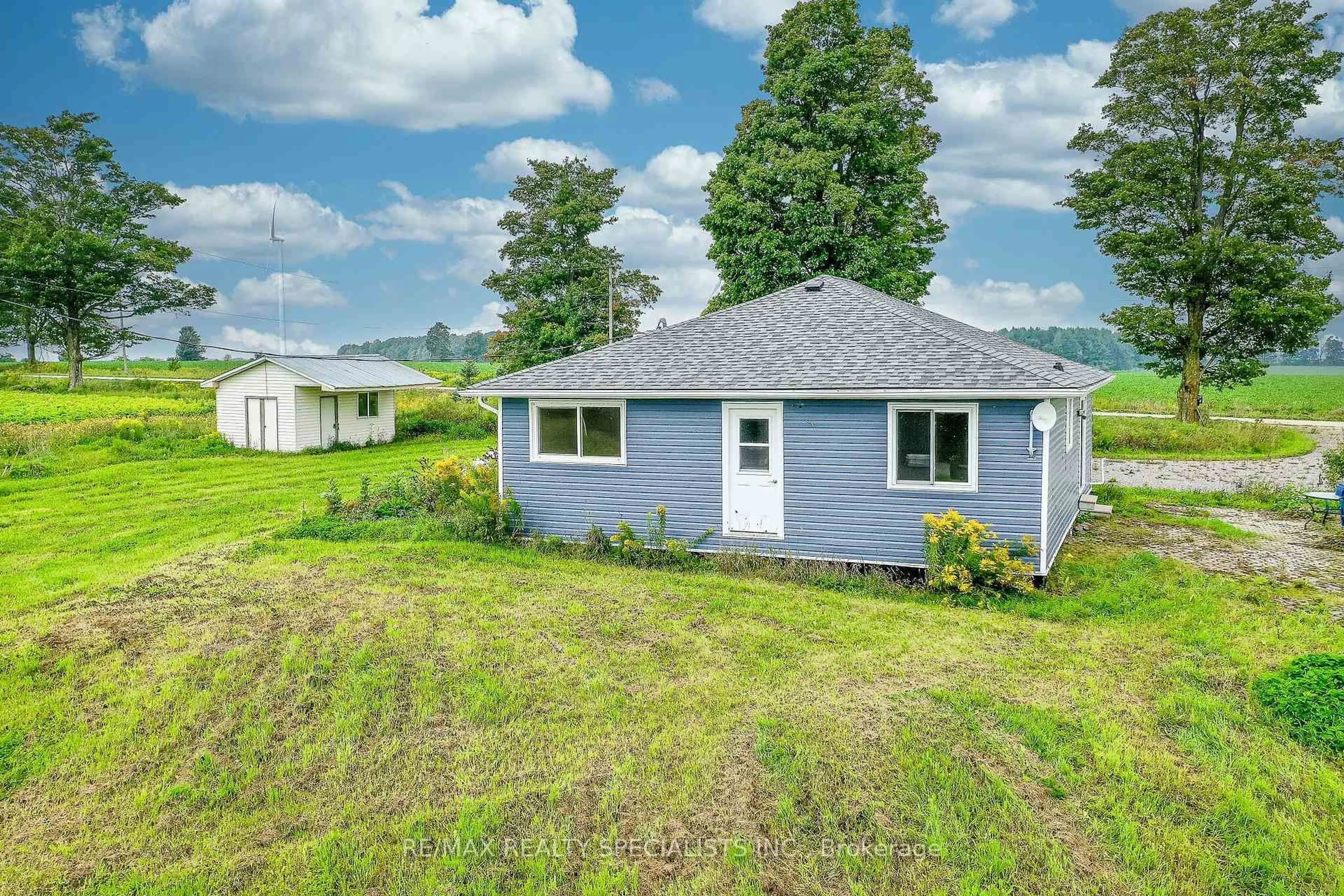 A pic from outside/outdoor area/front of a property/back of a property/a pic from drone, unknown for 441158 Concession Road 12-13, East Luther Grand Valley Ontario L9W 0Z9