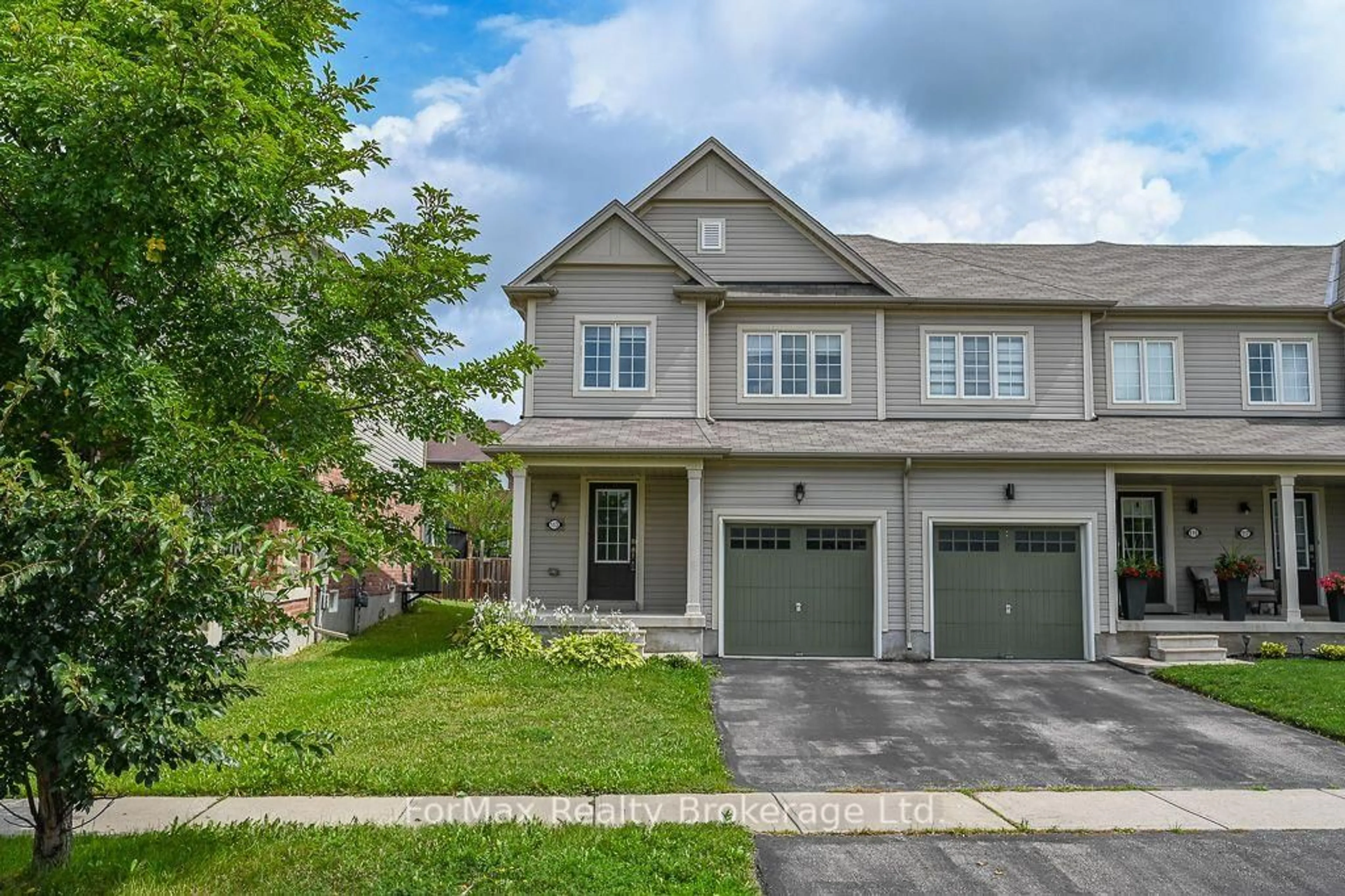 Unknown for 113 English Lane, Brantford Ontario N3T 0N8