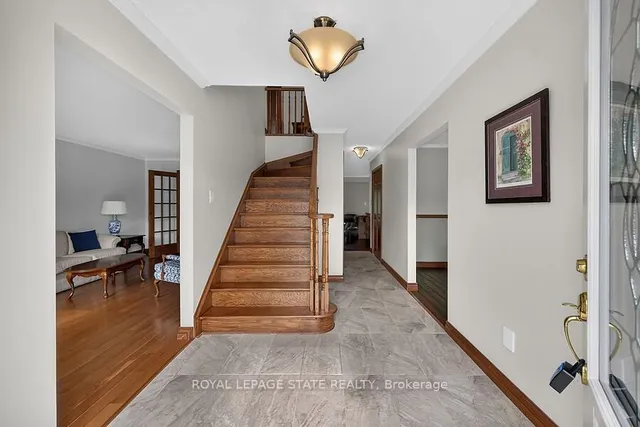 109 Maple Dr, Hamilton 2