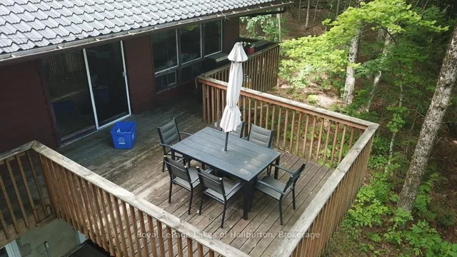 1214 Hubbard & Montgomery Lane, Highlands East 5